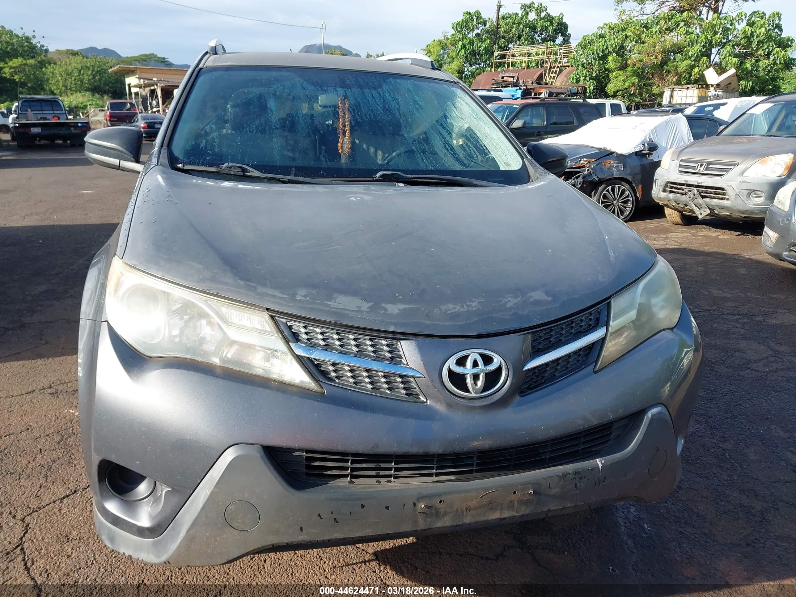 2014 Toyota Rav4 Le Gray vin: JTMZFREV9EJ008579