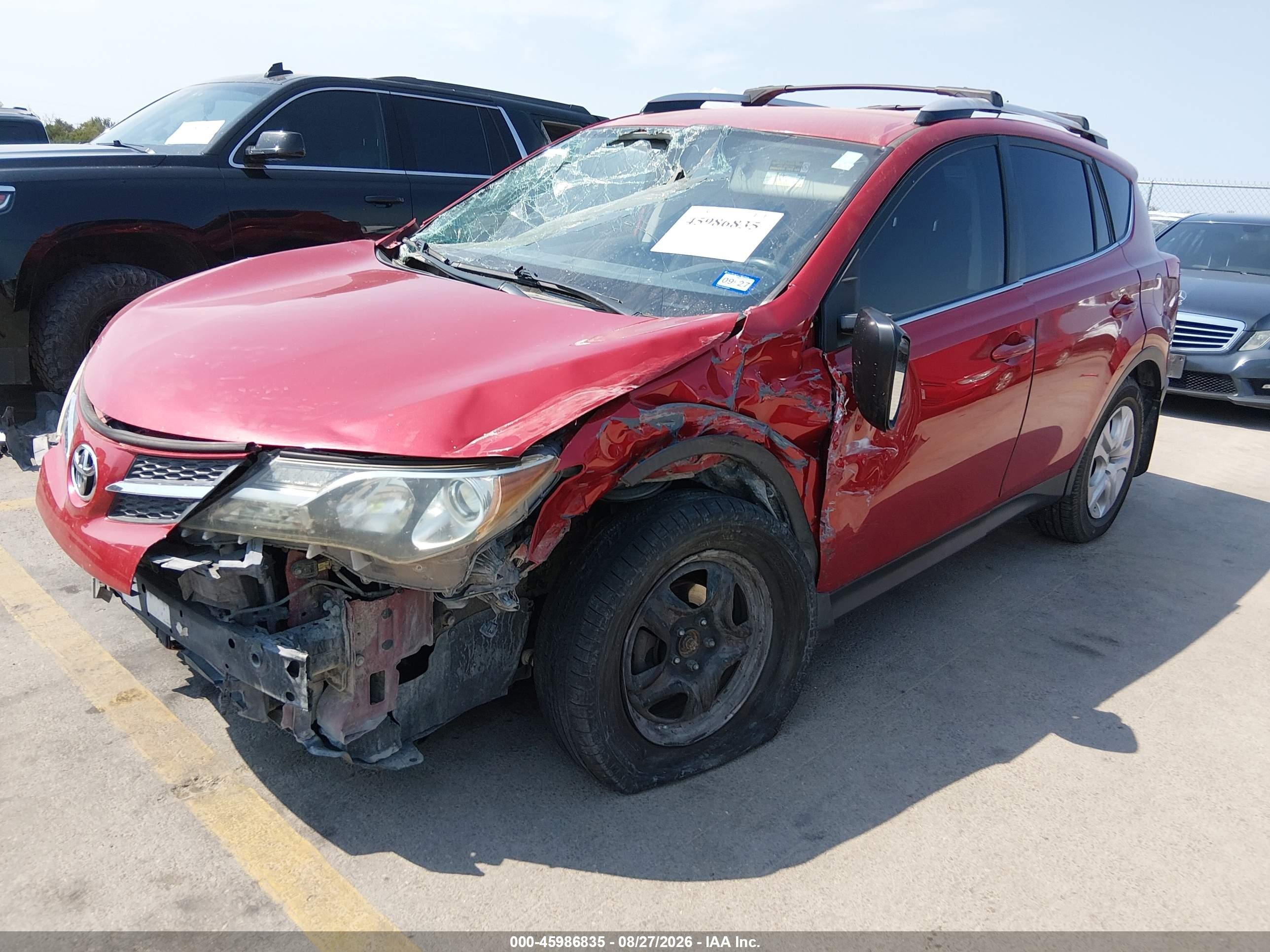 2014 Toyota Rav4 Le Red vin: JTMZFREV9EJ017752