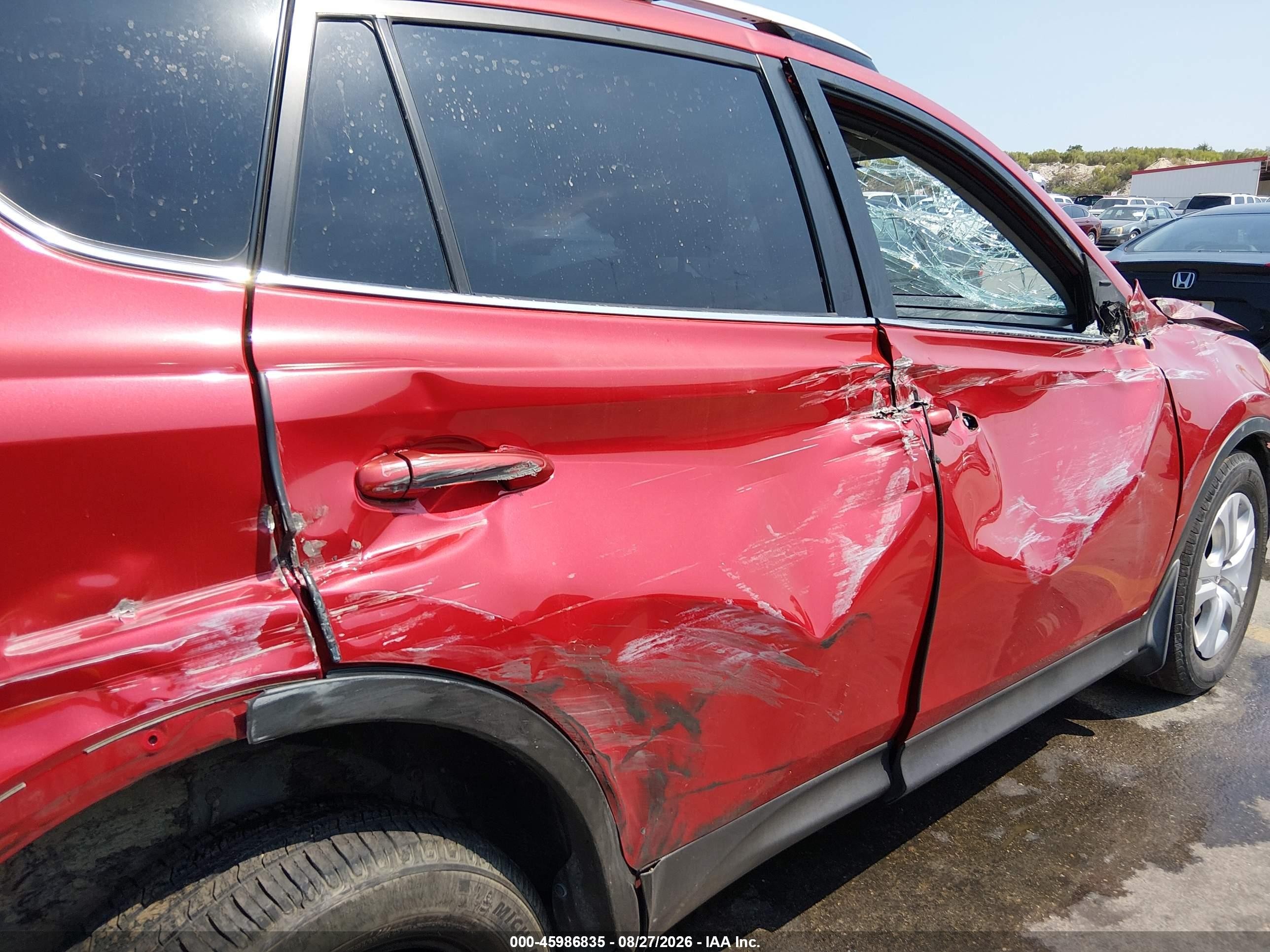 2014 Toyota Rav4 Le Red vin: JTMZFREV9EJ017752