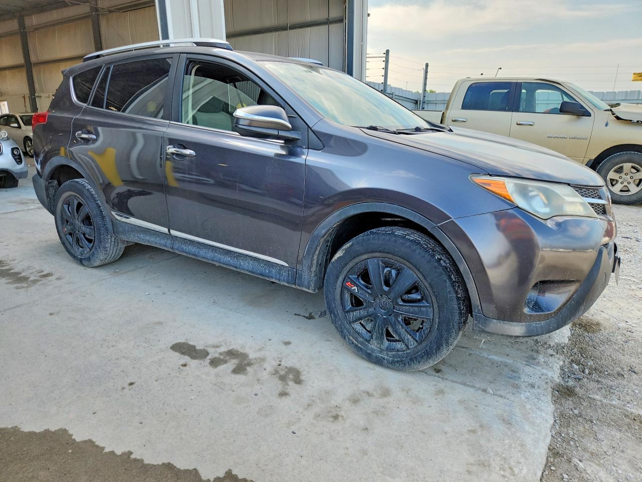 2014 Toyota Rav 4 Серый vin: JTMZFREV9EJ020411