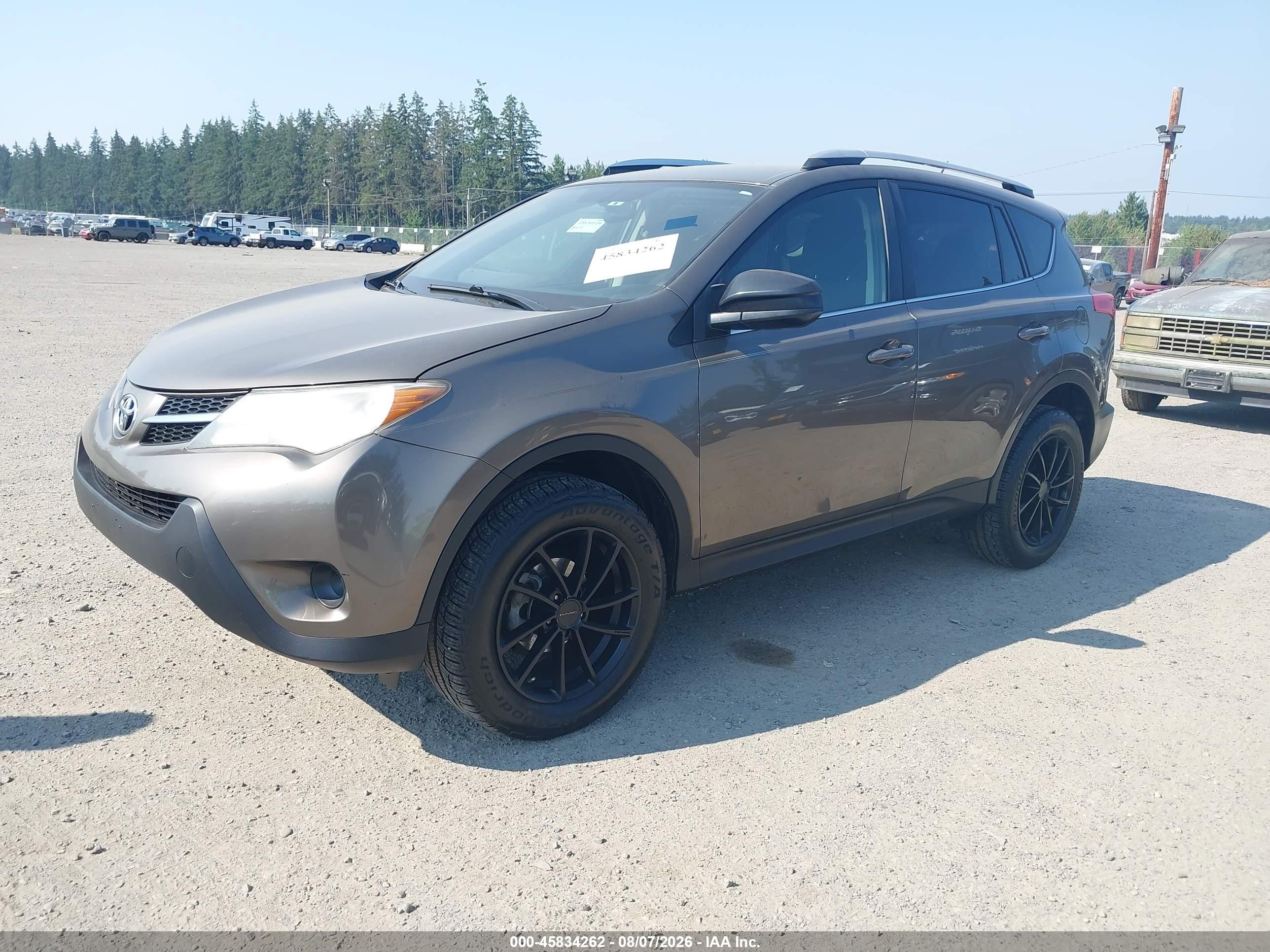 2015 Toyota Rav4 Le Pewter vin: JTMZFREV9FD063680