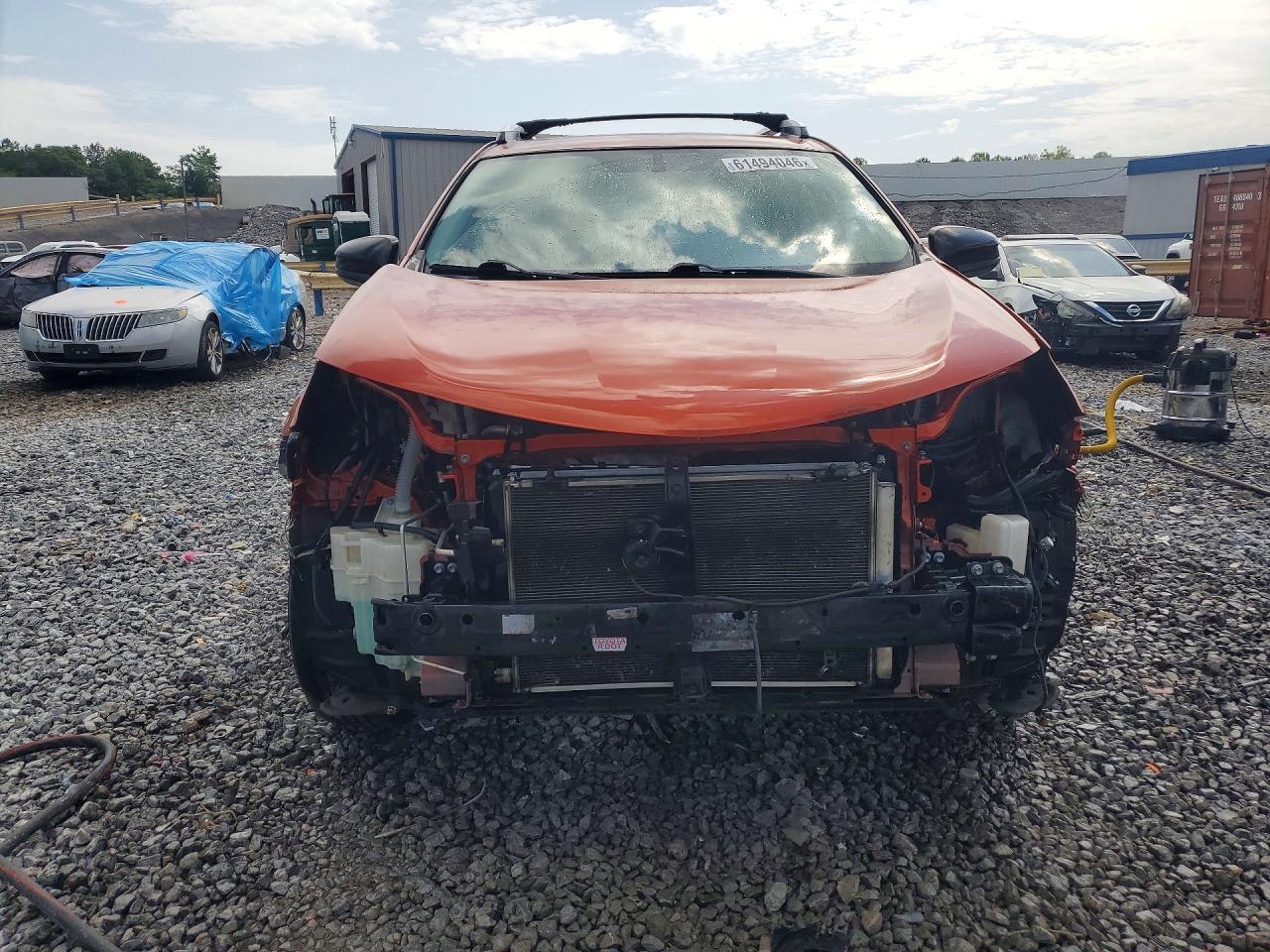 2015 Toyota Rav4 Le Red vin: JTMZFREV9FD075862