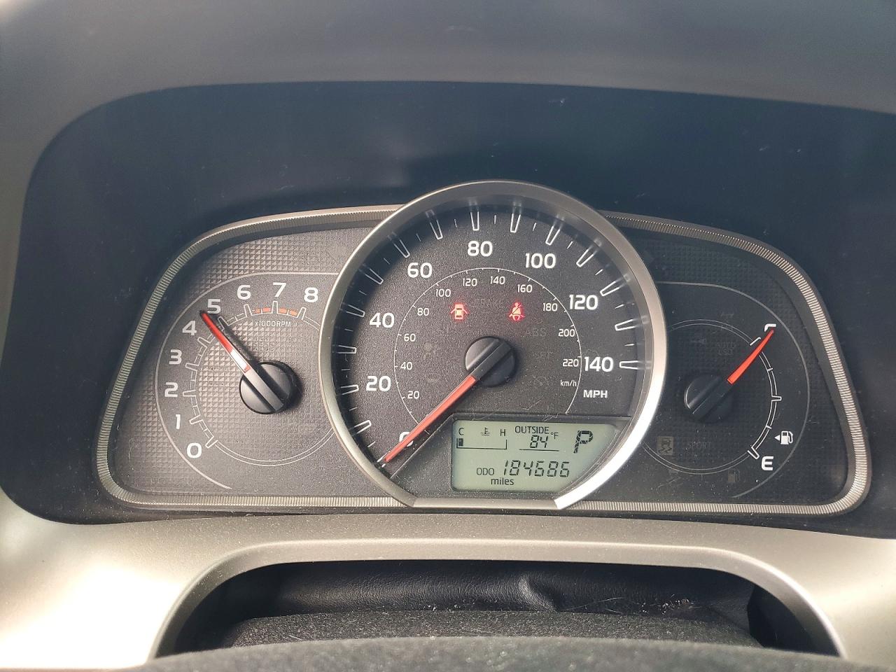 2015 Toyota Rav4 Le Red vin: JTMZFREV9FD075862