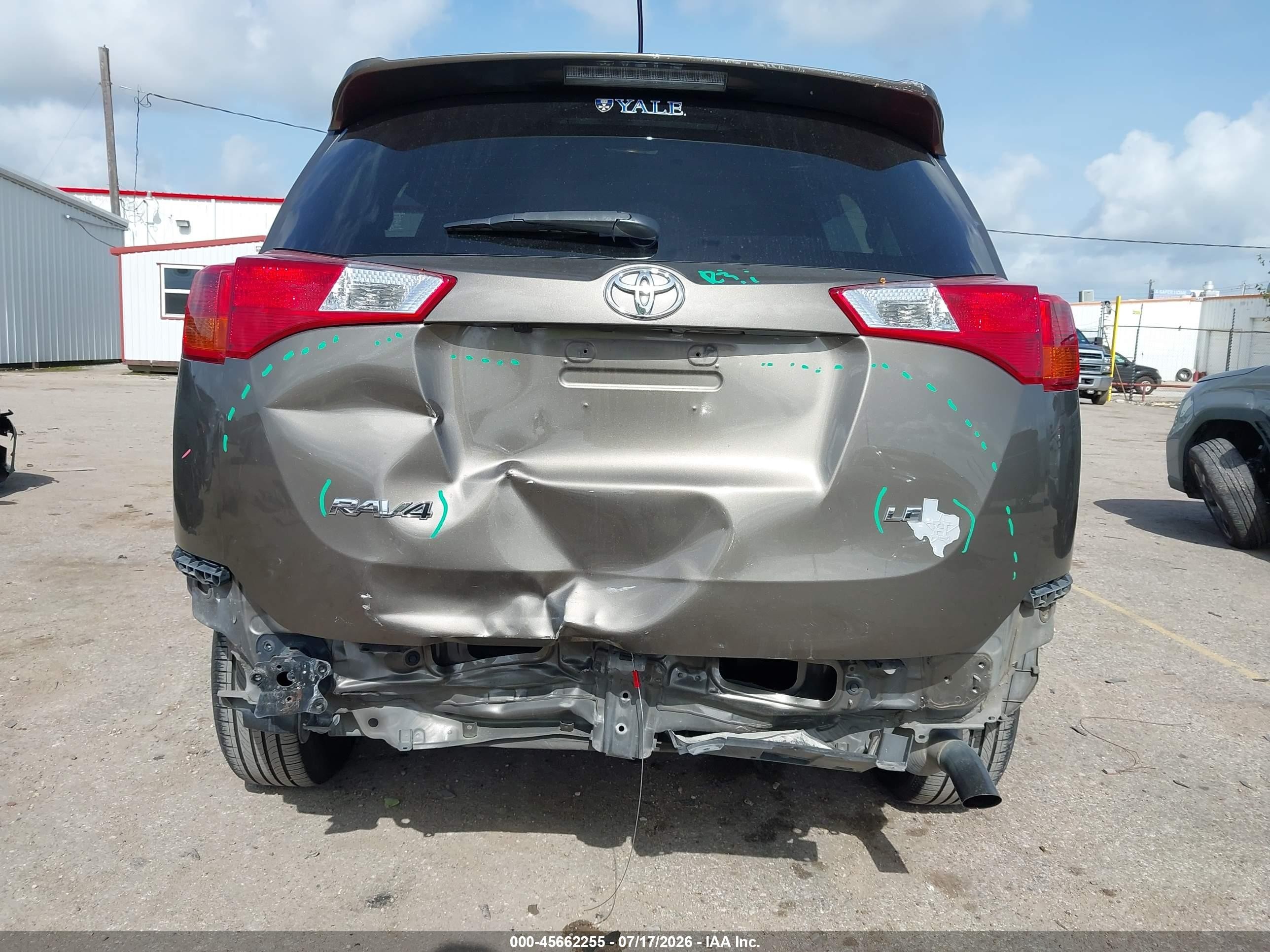 2015 Toyota Rav4 Le Dark Brown vin: JTMZFREV9FD076817
