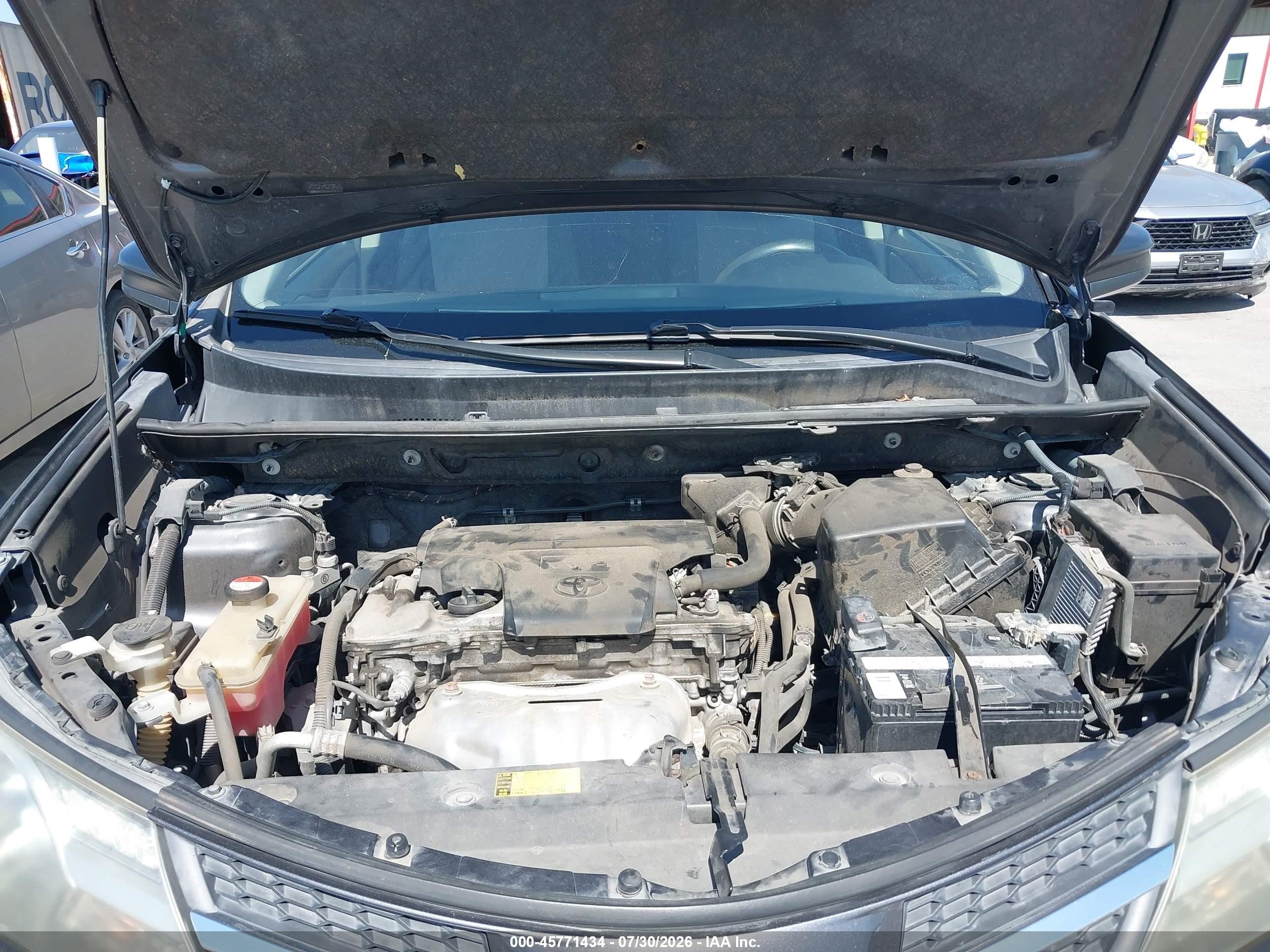 2015 Toyota Rav4 Le Gray vin: JTMZFREV9FJ044676
