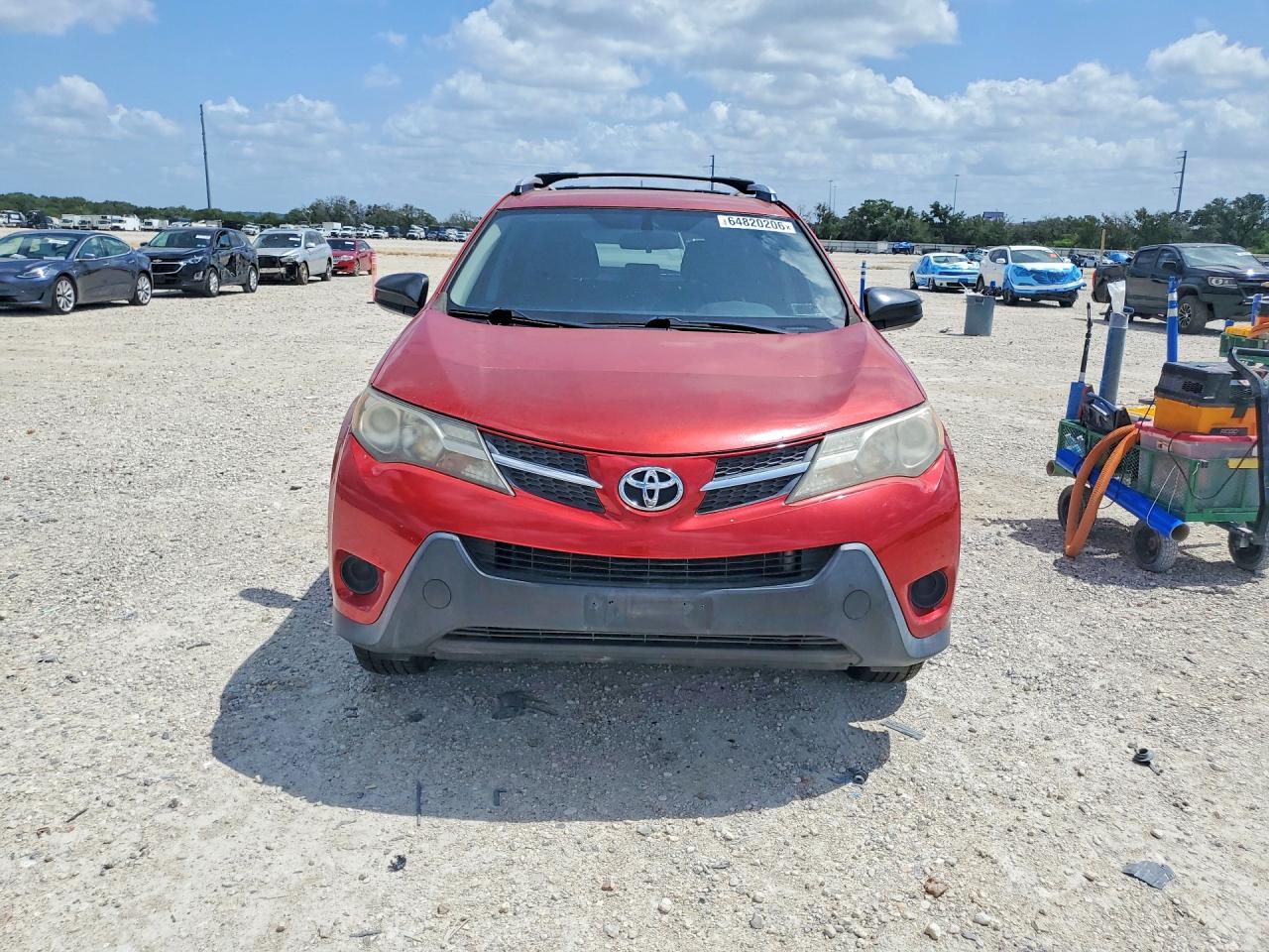 2015 Toyota Rav4 Le Red vin: JTMZFREV9FJ055838