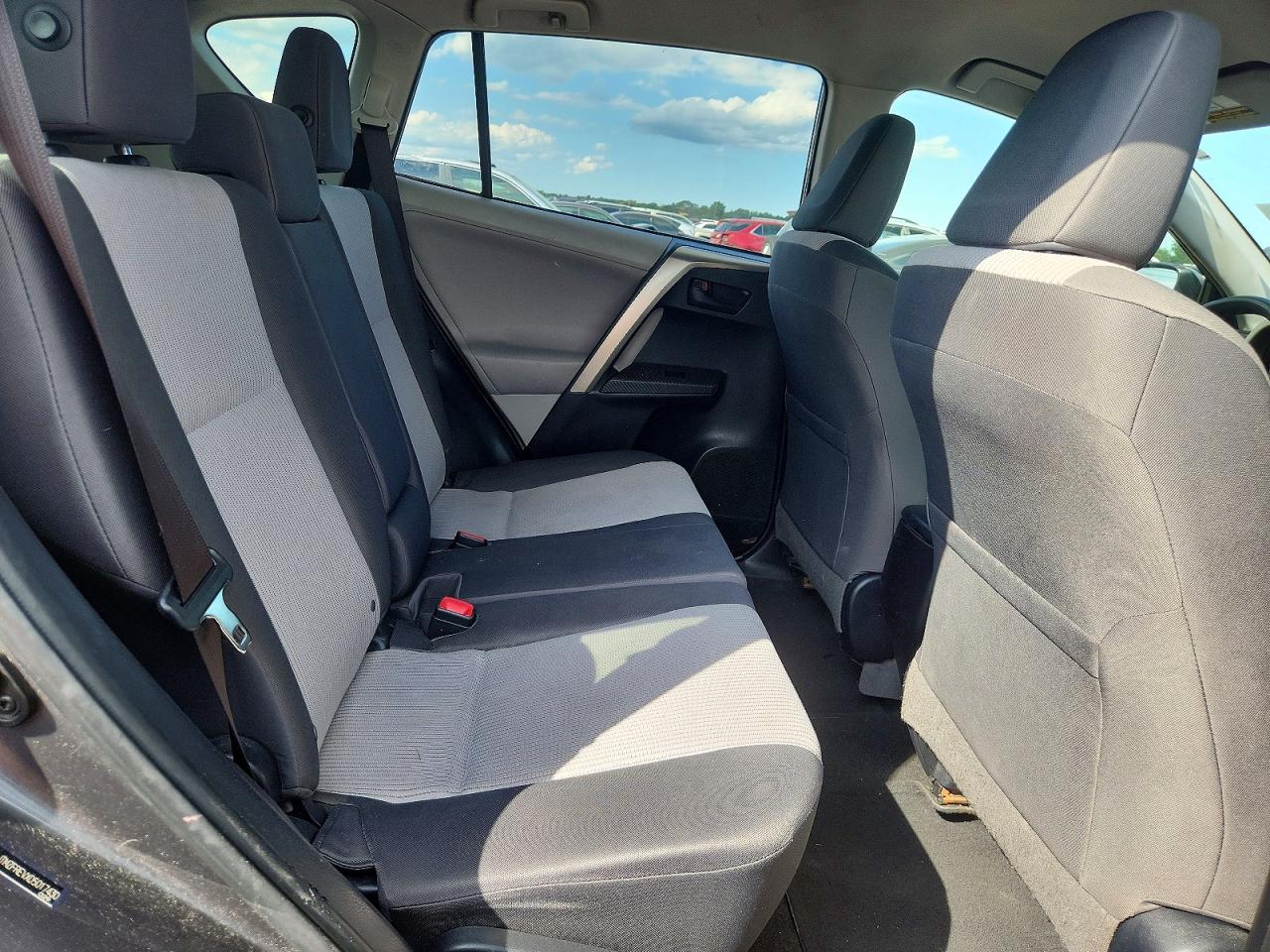 2013 Toyota Rav4 Le Gray vin: JTMZFREVXD5017430