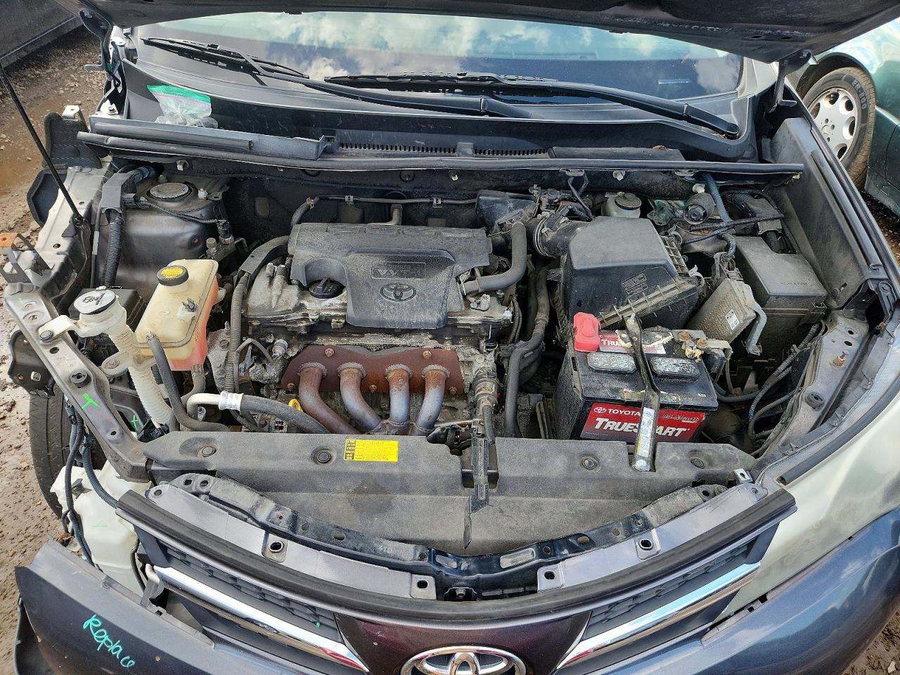 2013 Toyota Rav4 Le Gray vin: JTMZFREVXD5017430