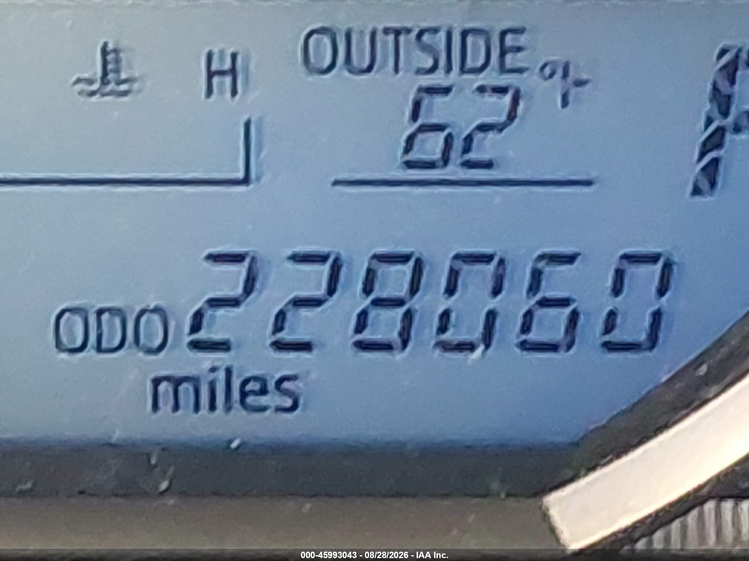 2014 Toyota Rav4 Le Gray vin: JTMZFREVXED033277