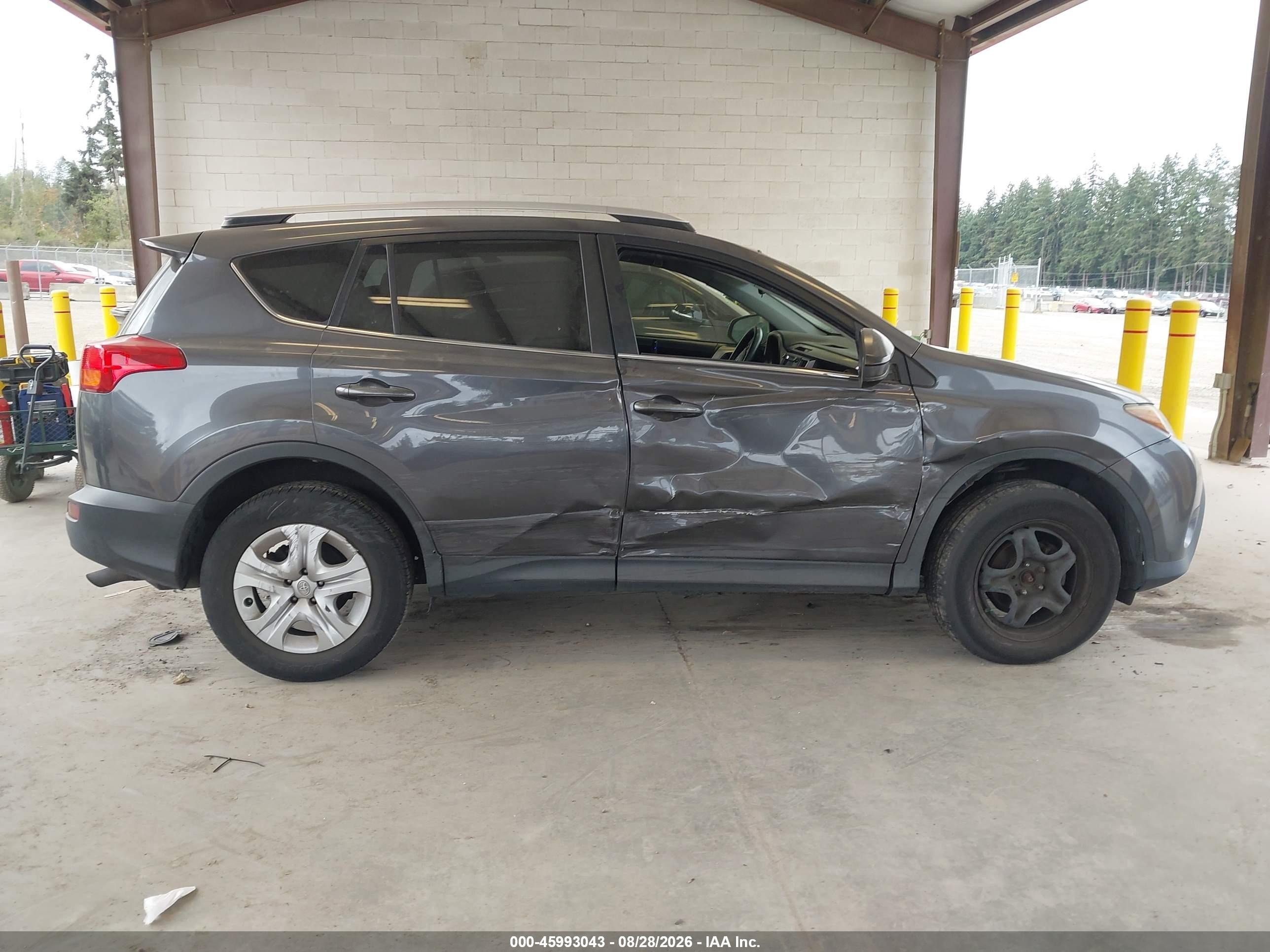 2014 Toyota Rav4 Le Gray vin: JTMZFREVXED033277