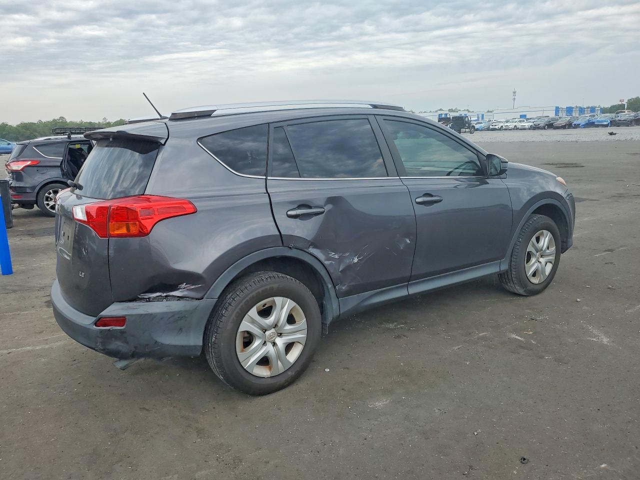 2014 Toyota Rav4 Le Gray vin: JTMZFREVXEJ012284