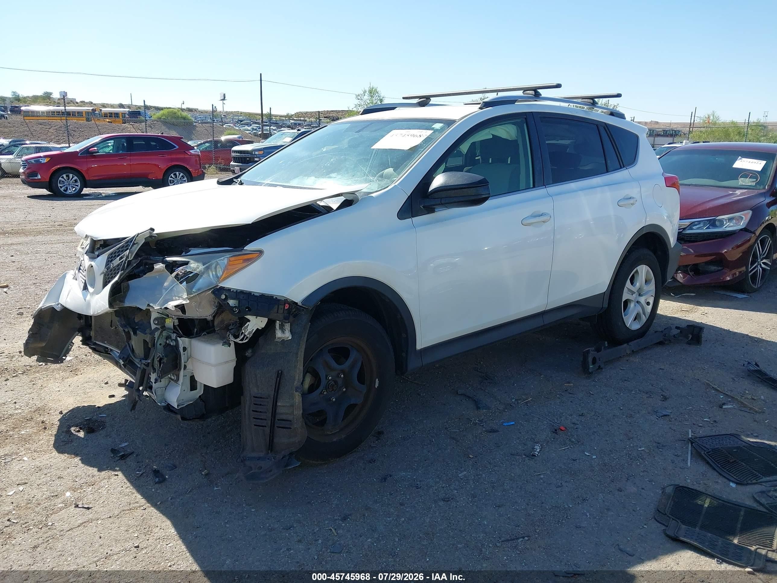 2014 Toyota Rav4 Le White vin: JTMZFREVXEJ018764