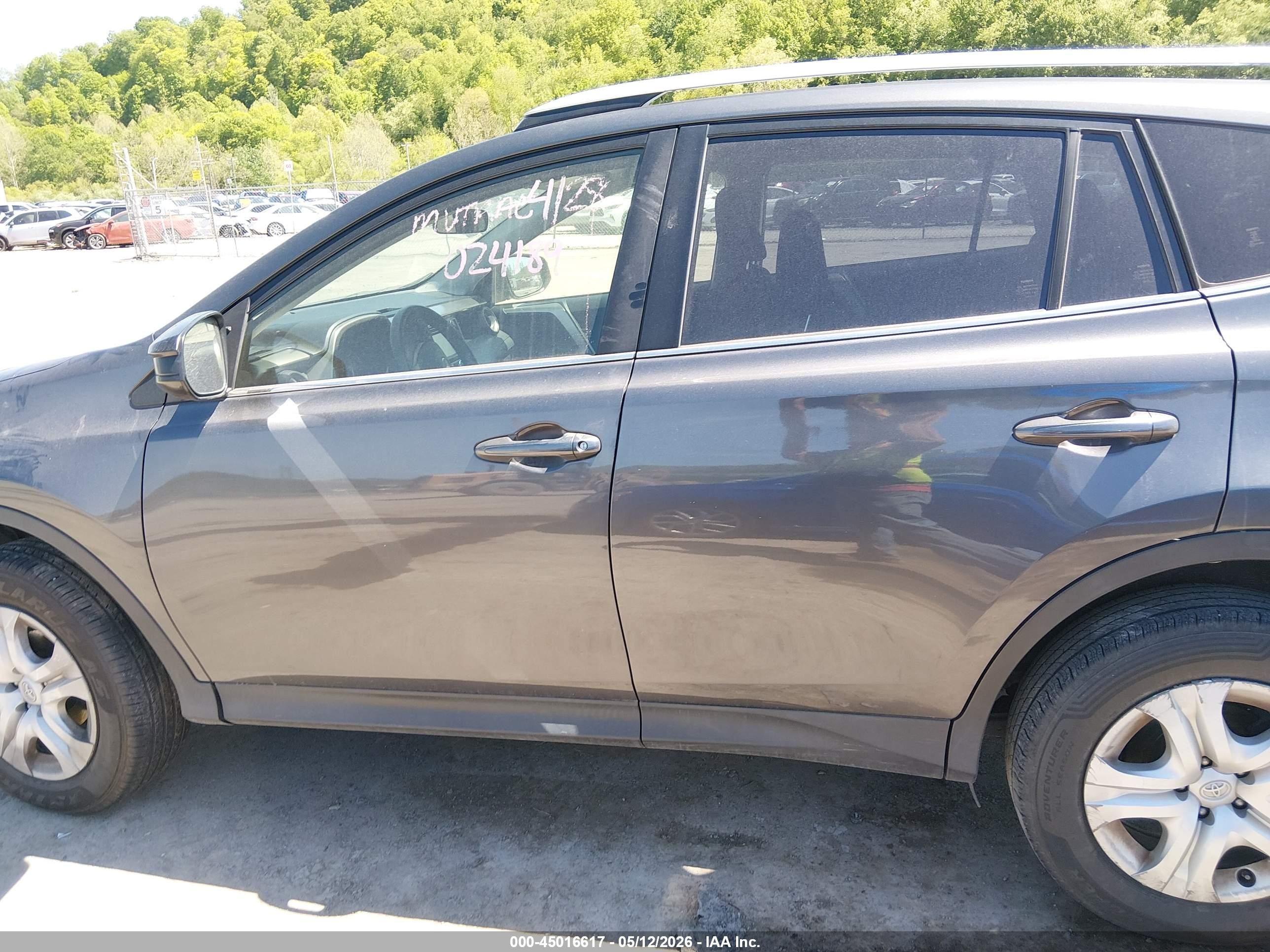 2014 Toyota Rav4 Le Gray vin: JTMZFREVXEJ024189
