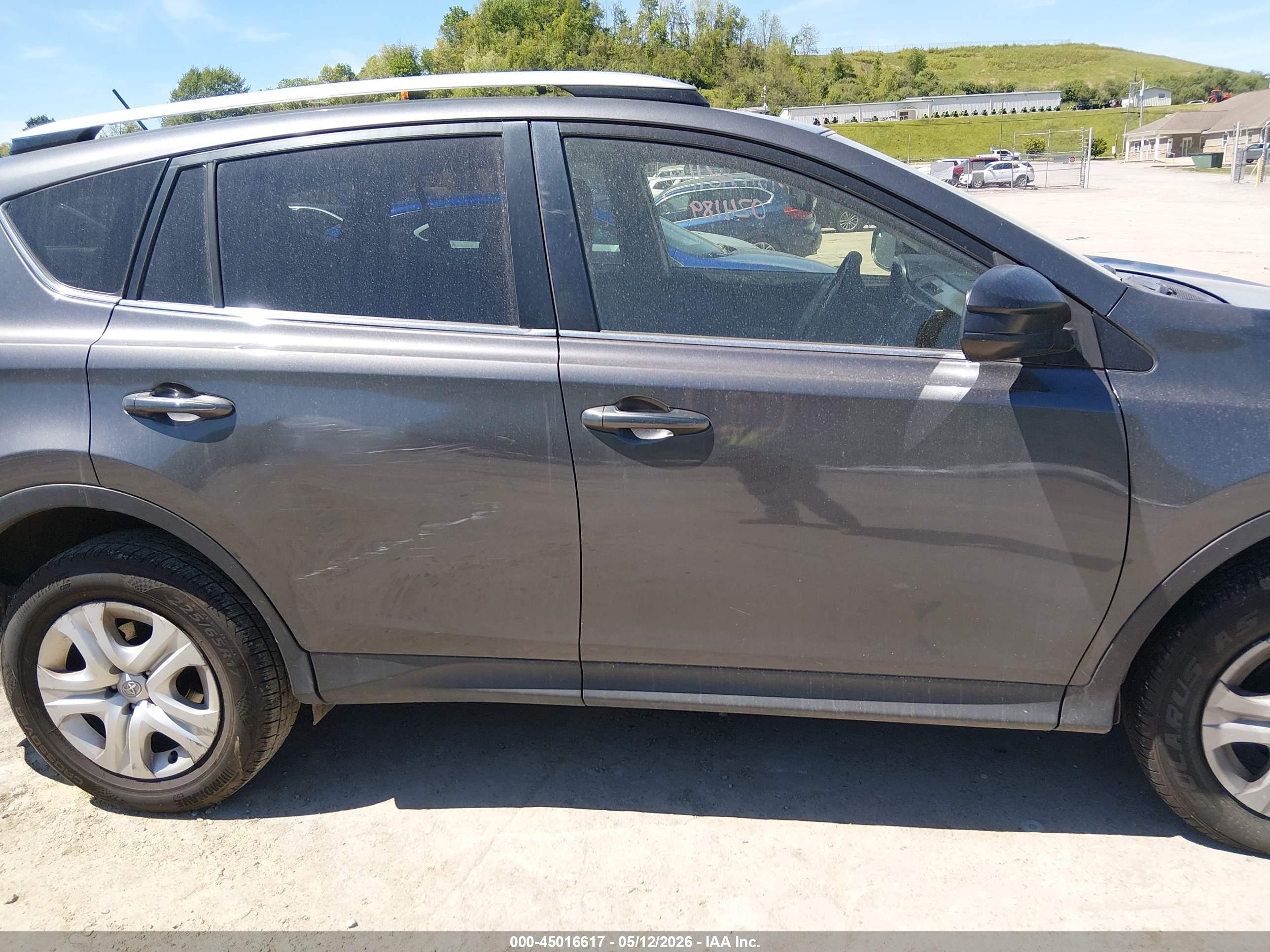 2014 Toyota Rav4 Le Gray vin: JTMZFREVXEJ024189