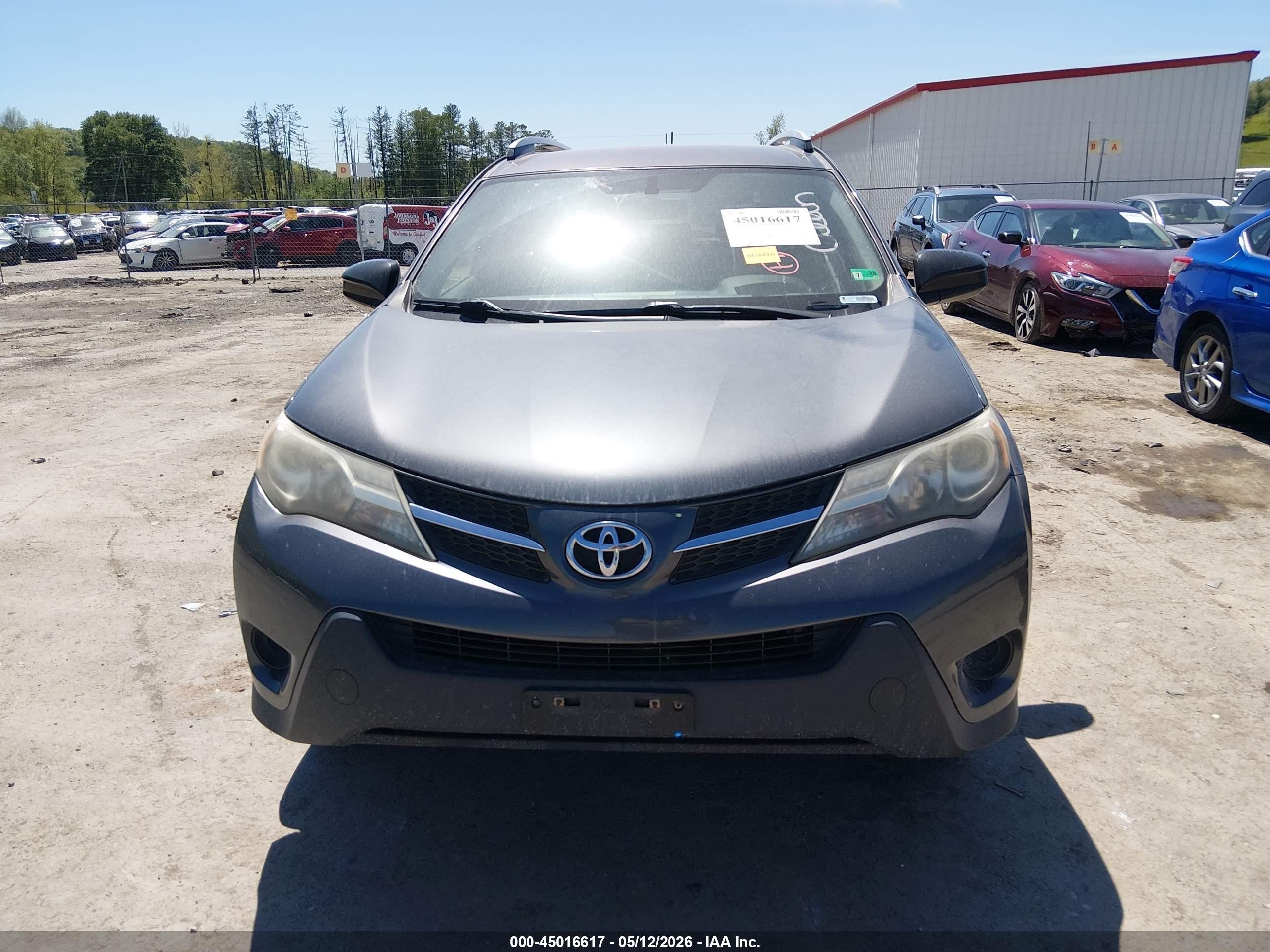 2014 Toyota Rav4 Le Gray vin: JTMZFREVXEJ024189