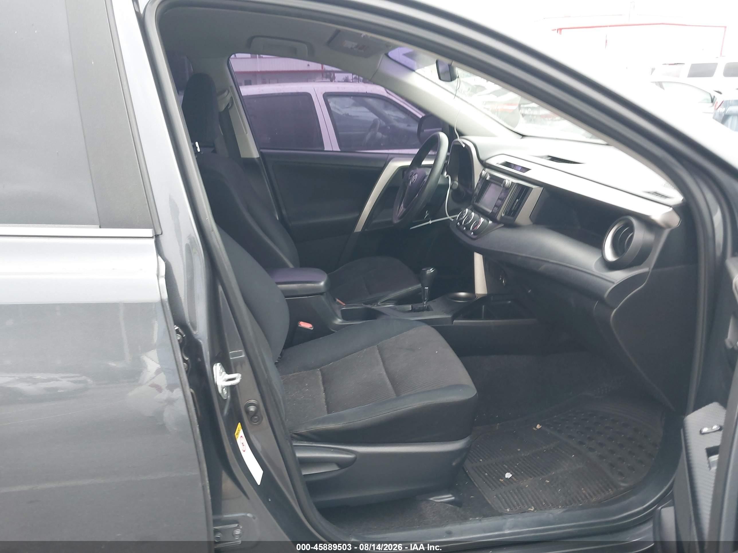 2015 Toyota Rav4 Le Gray vin: JTMZFREVXFD055426