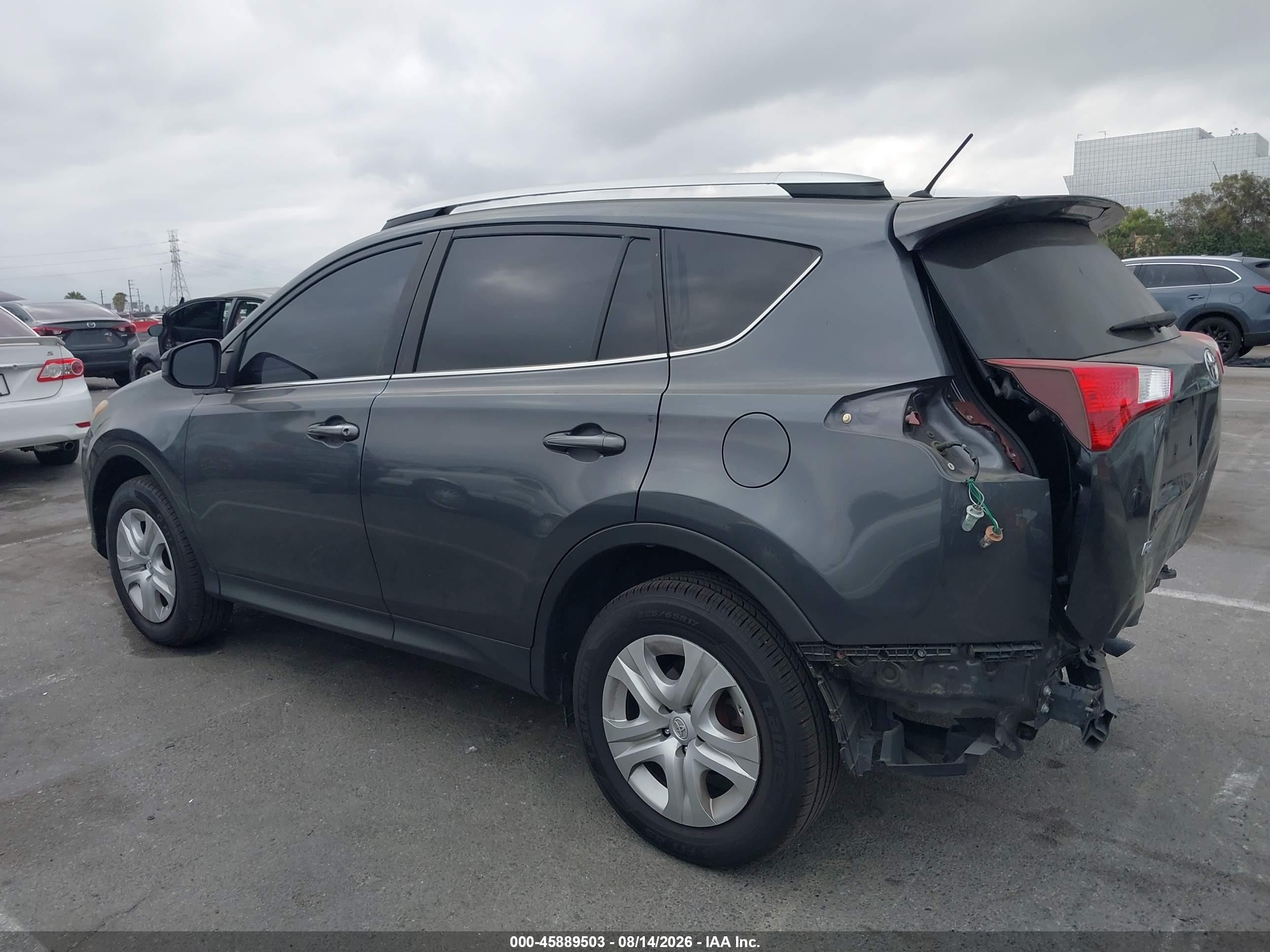 2015 Toyota Rav4 Le Gray vin: JTMZFREVXFD055426