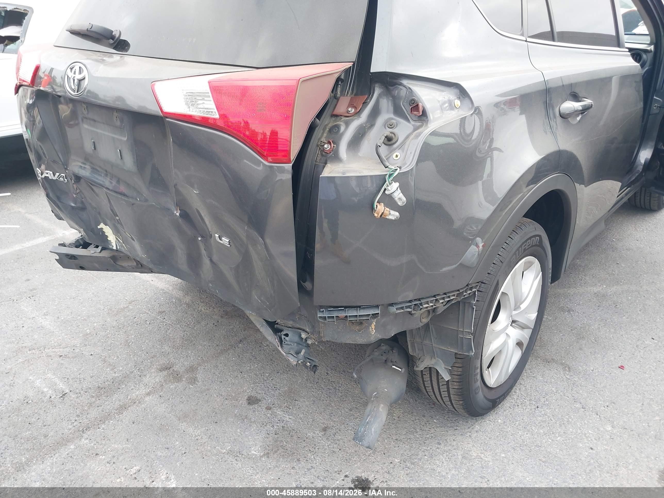 2015 Toyota Rav4 Le Gray vin: JTMZFREVXFD055426