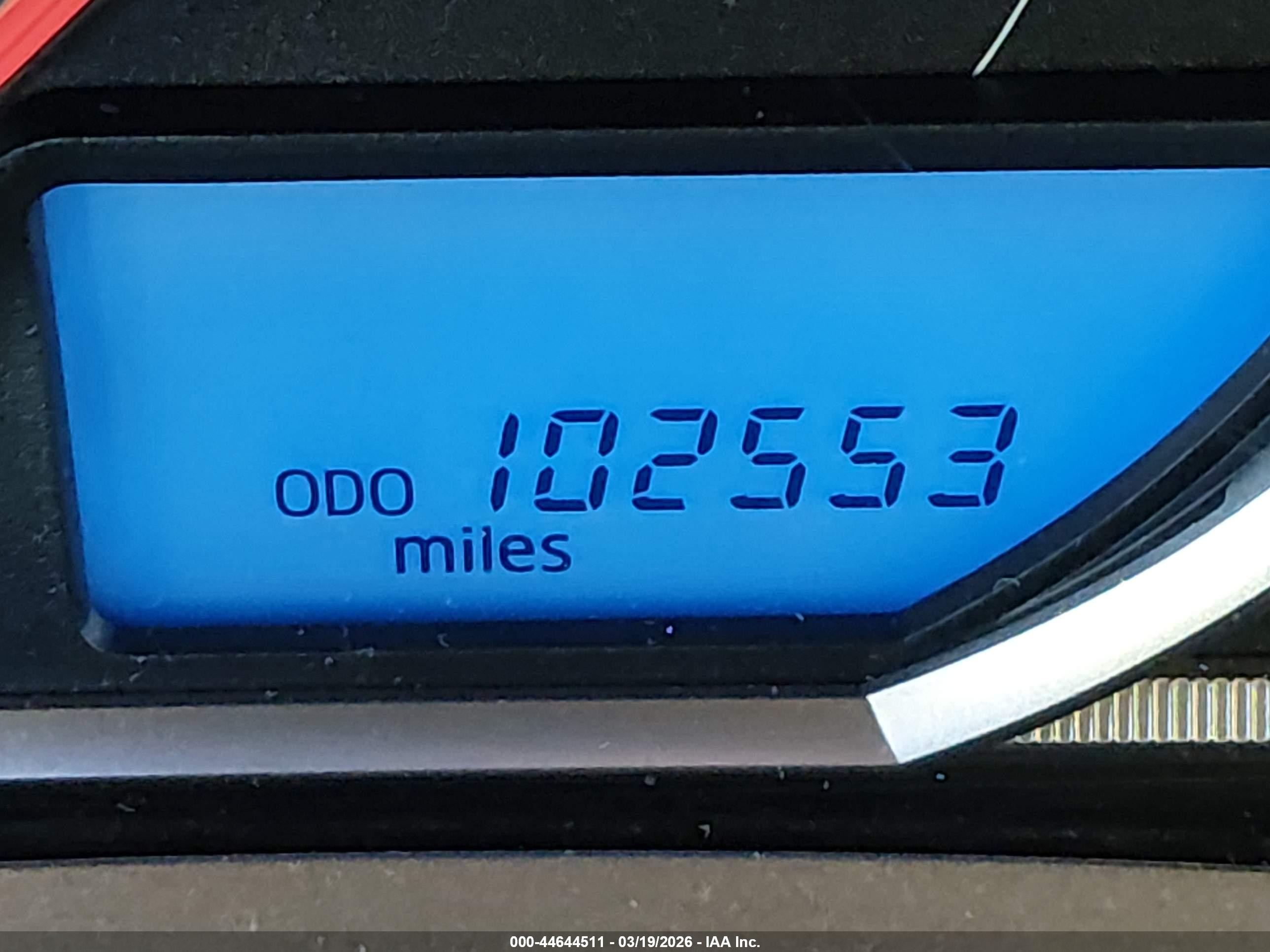 2015 Toyota Rav4 Le Silver vin: JTMZFREVXFD079029