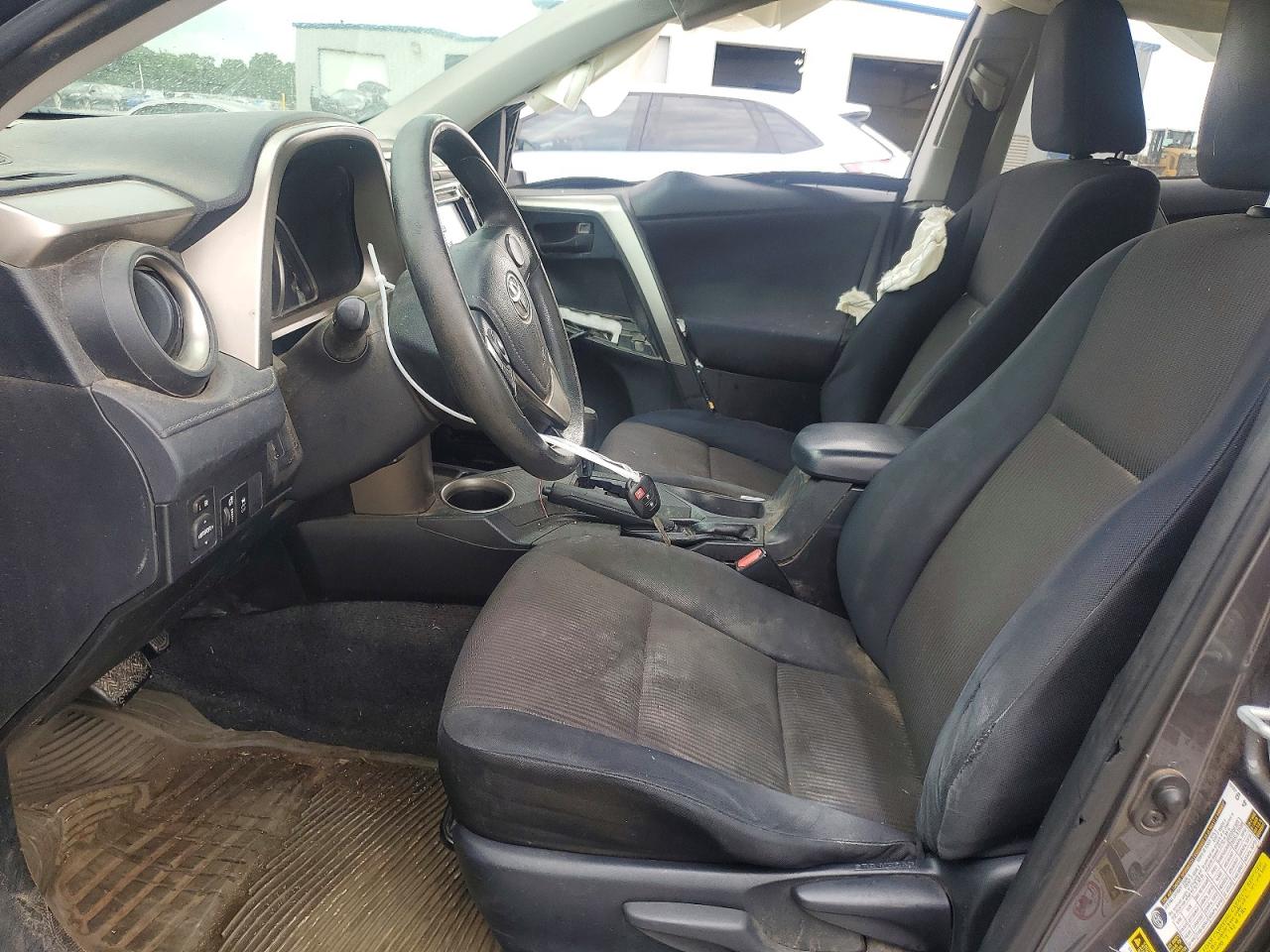 2015 Toyota Rav4 Le Gray vin: JTMZFREVXFJ025585