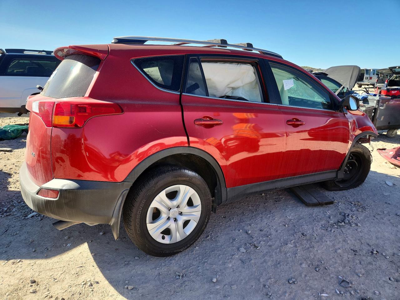 2015 Toyota Rav4 Le Red vin: JTMZFREVXFJ039888