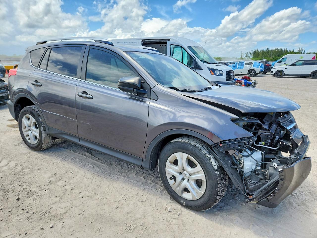 2015 Toyota Rav4 Le Серый vin: JTMZFREVXFJ042421
