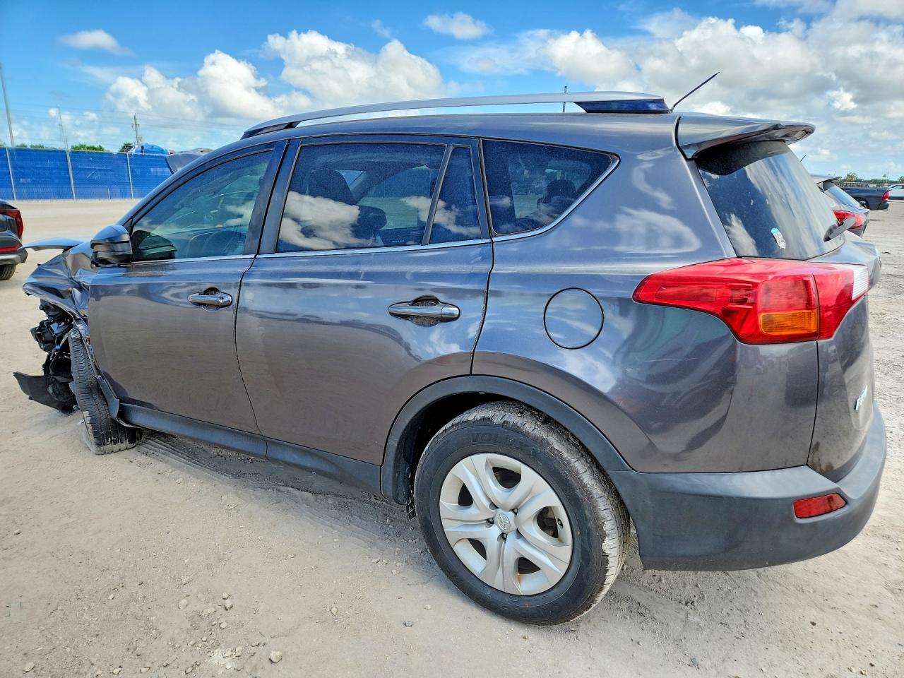 2015 Toyota Rav4 Le Серый vin: JTMZFREVXFJ042421