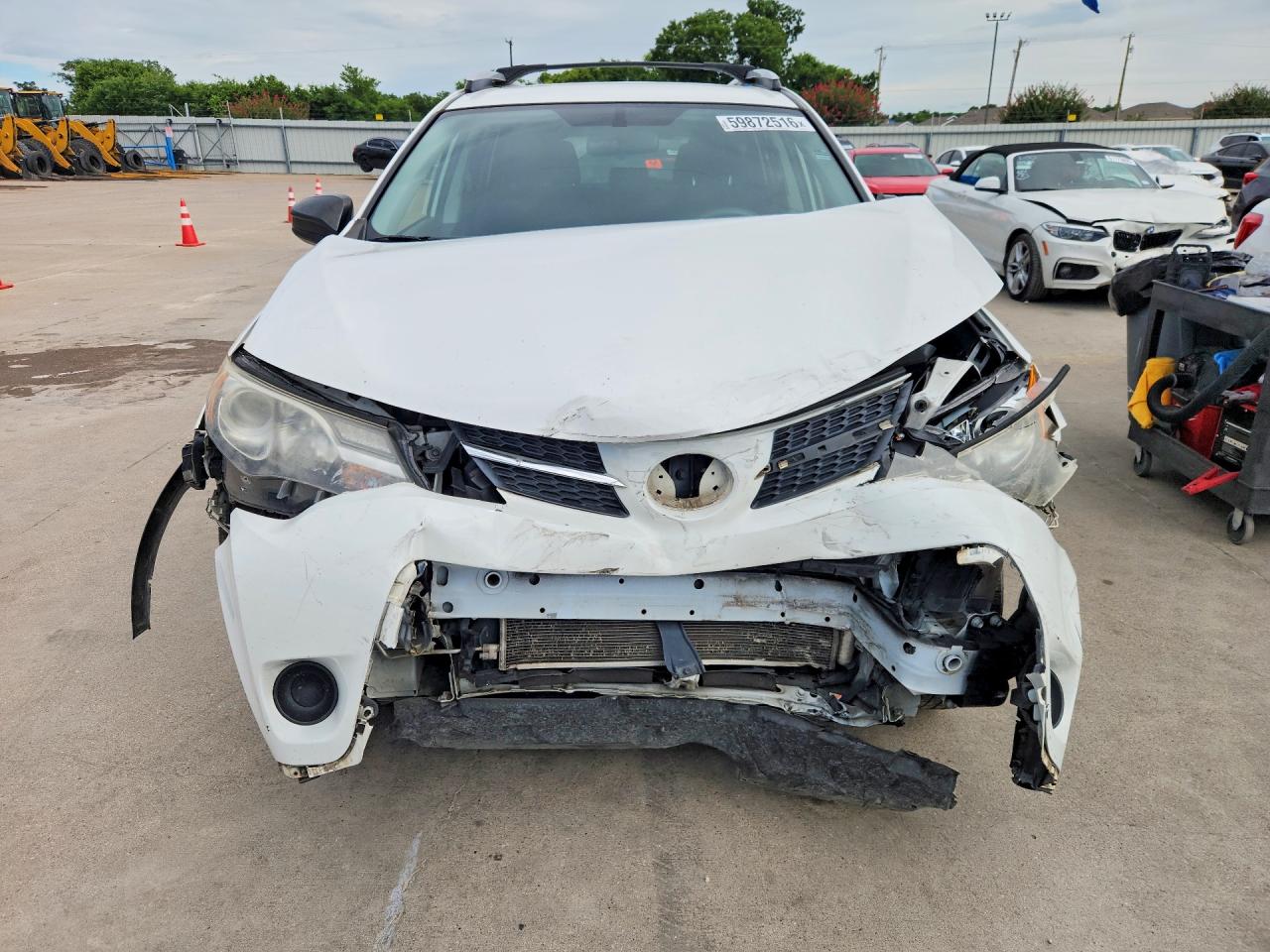 2015 Toyota Rav4 Le Белый vin: JTMZFREVXFJ054729