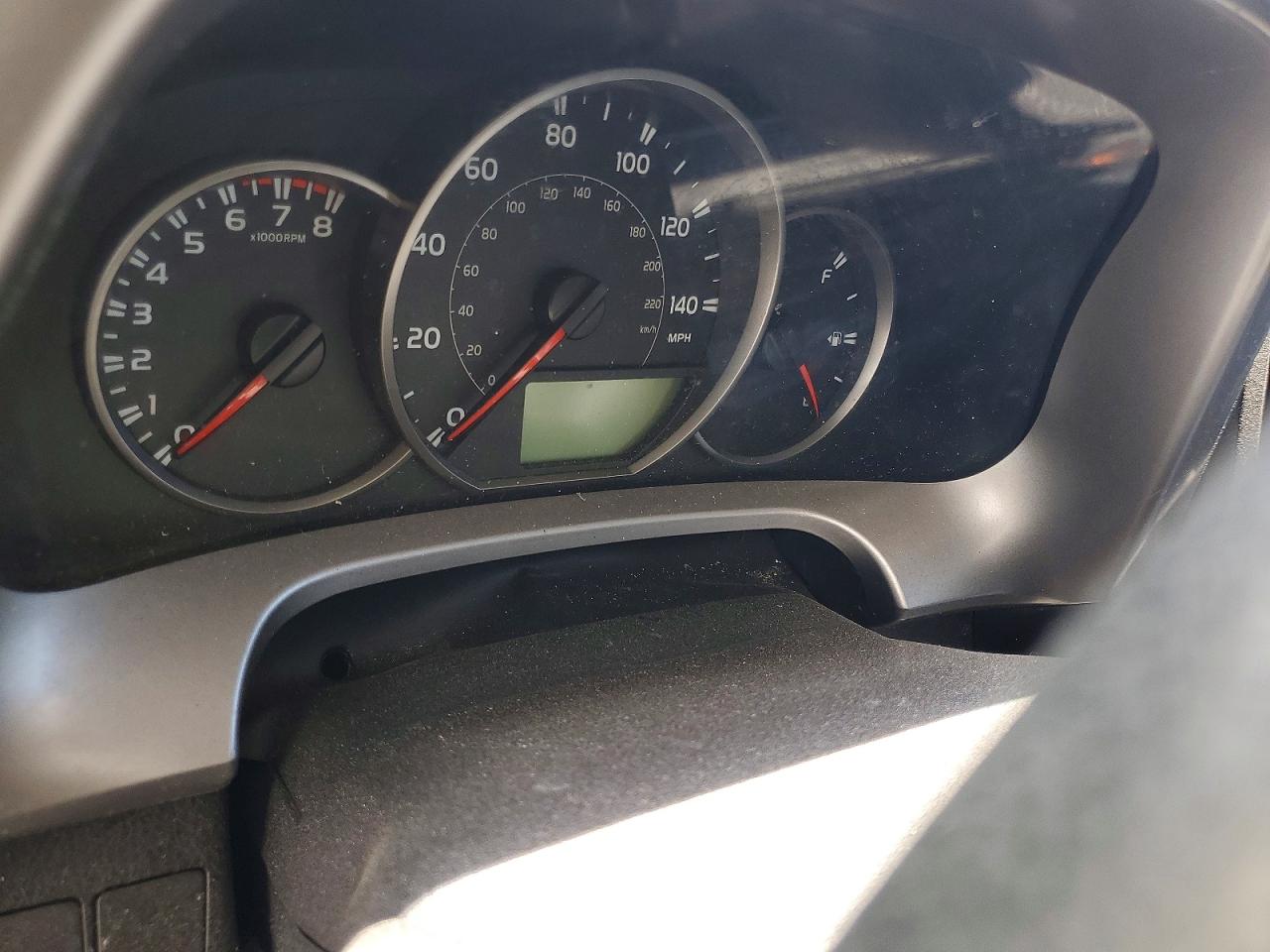 2016 Toyota Rav4 Le Белый vin: JTMZFREVXGD086872