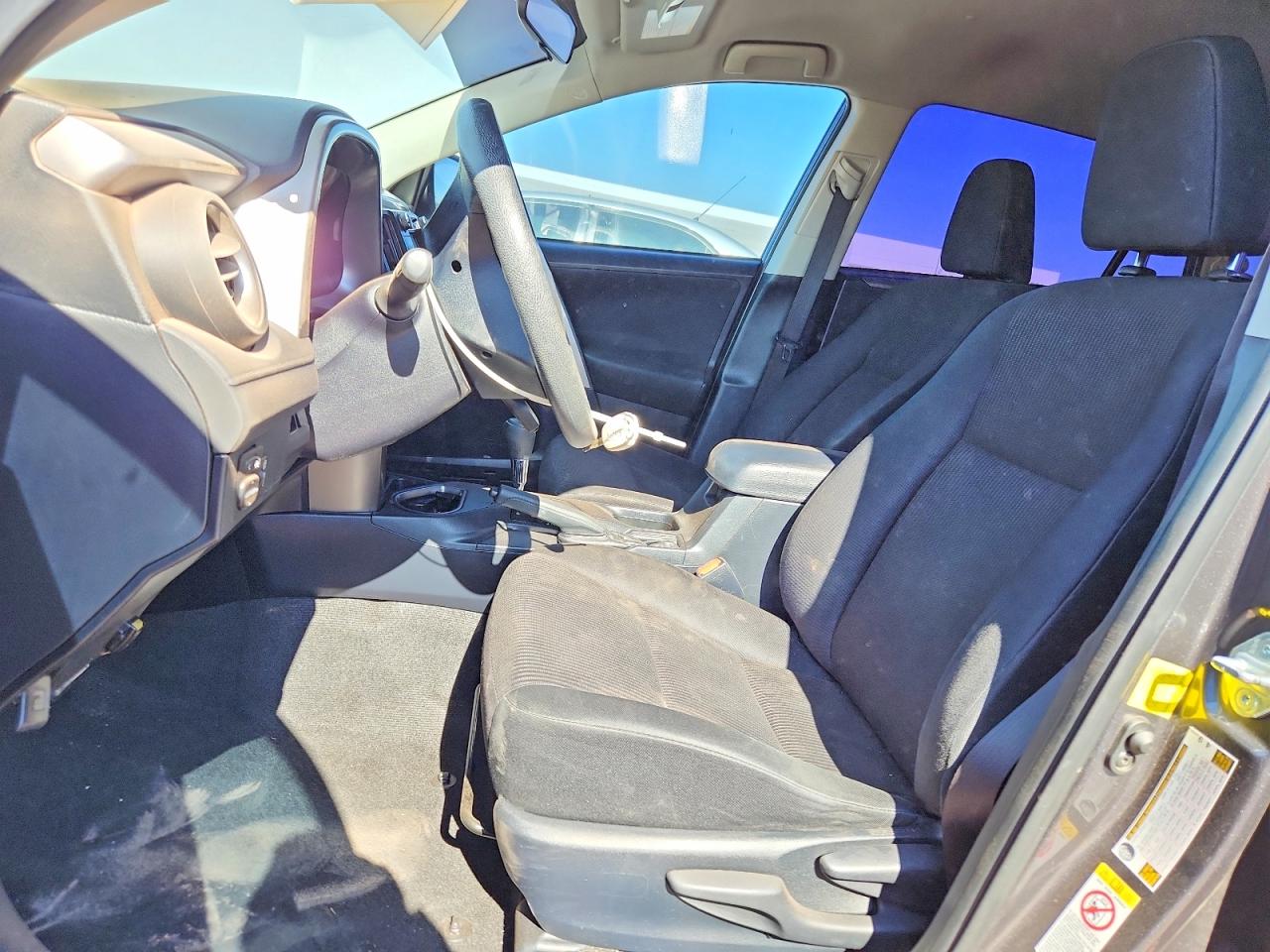 2016 Toyota Rav4 Le Gray vin: JTMZFREVXGJ080068