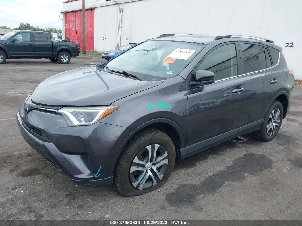 2018 Toyota Rav4 Le Gray vin: JTMZFREVXJJ166620