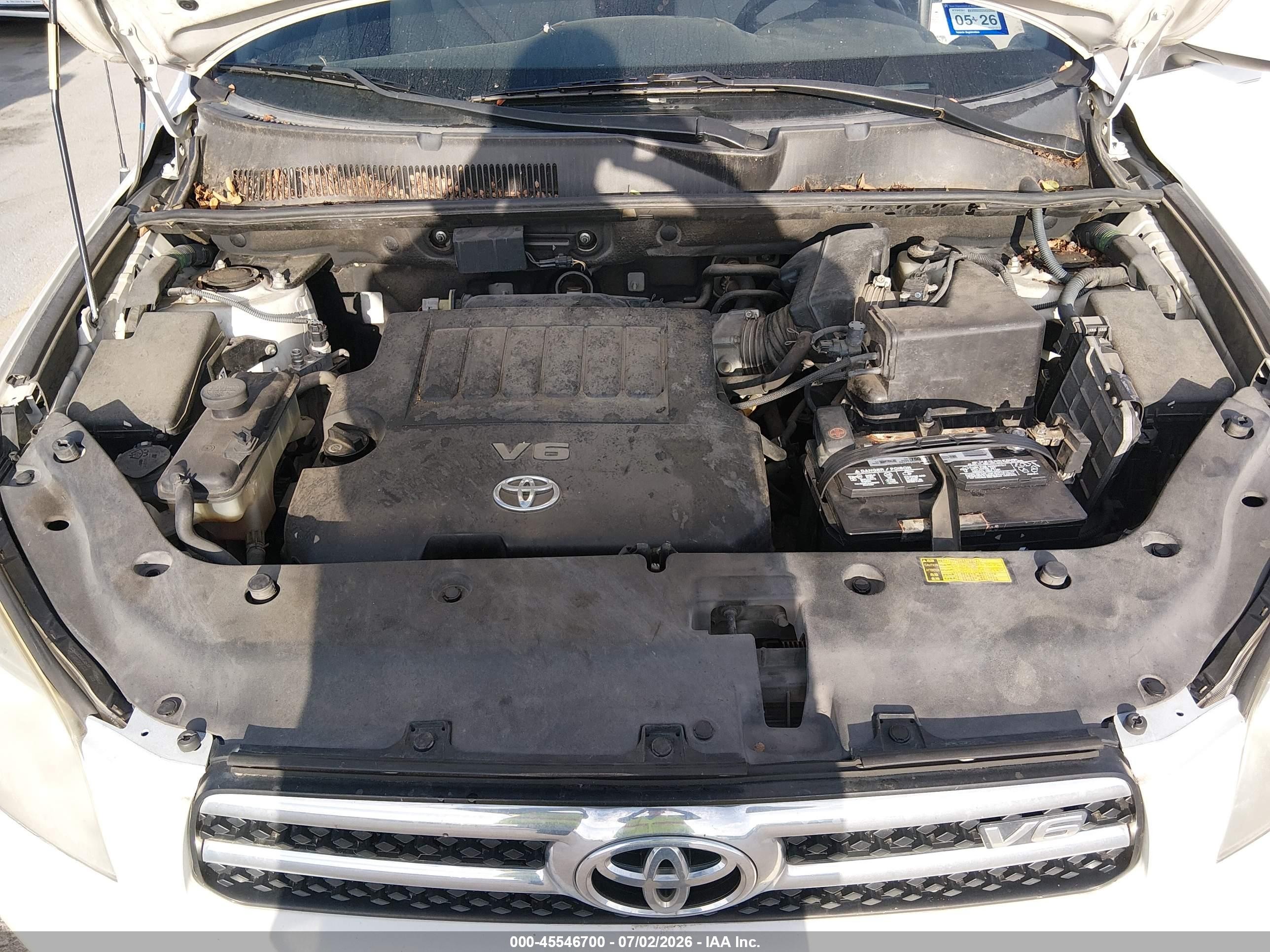 2008 Toyota Rav4 Limited V6 White vin: JTMZK31V085021913