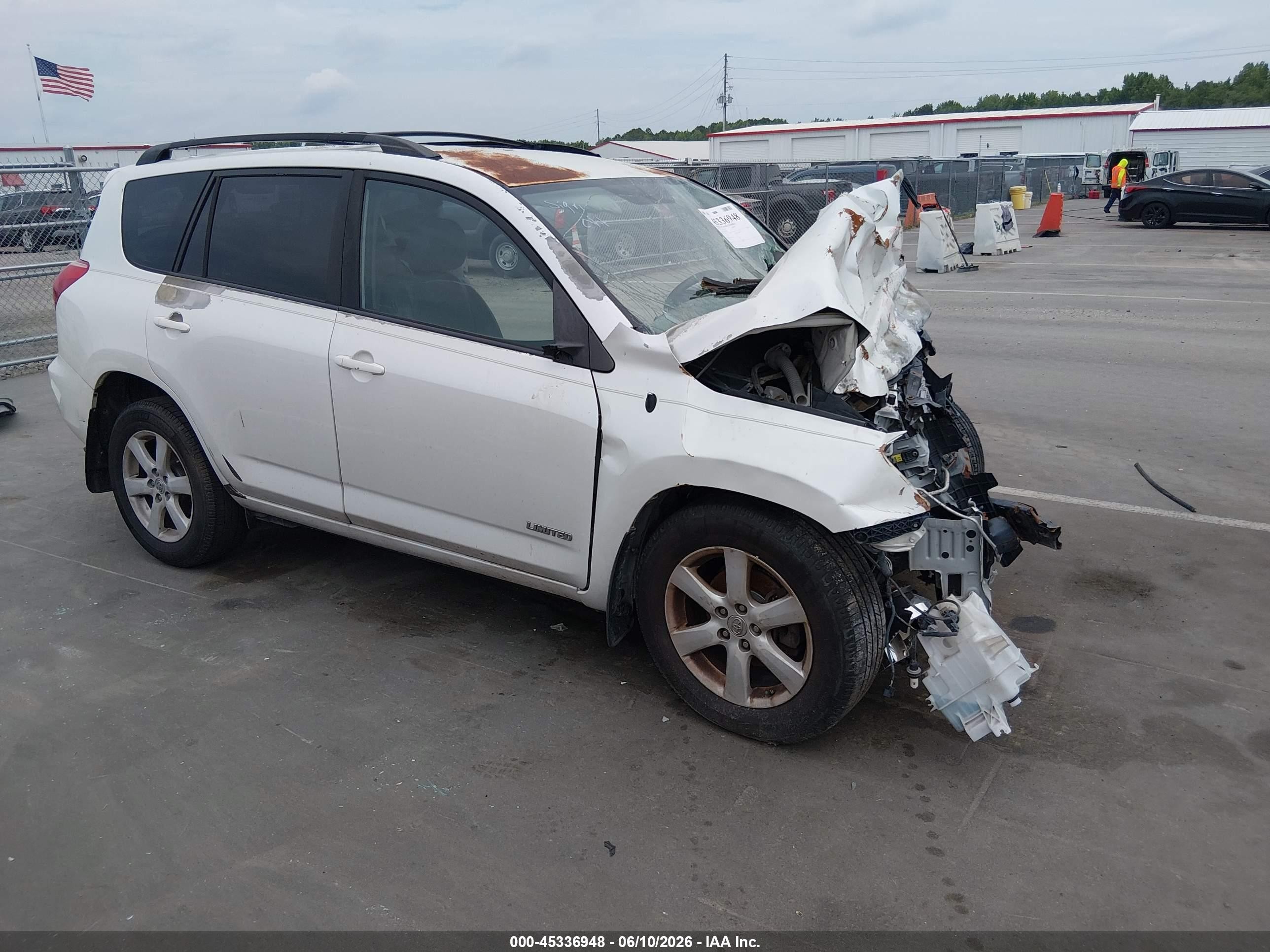 2006 Toyota Rav4 Limited V6 White vin: JTMZK31V165004423