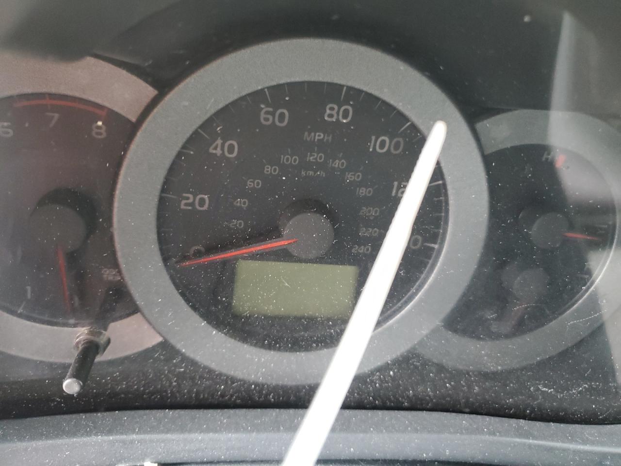 2007 Toyota Rav 4 Silver vin: JTMZK31V275015674