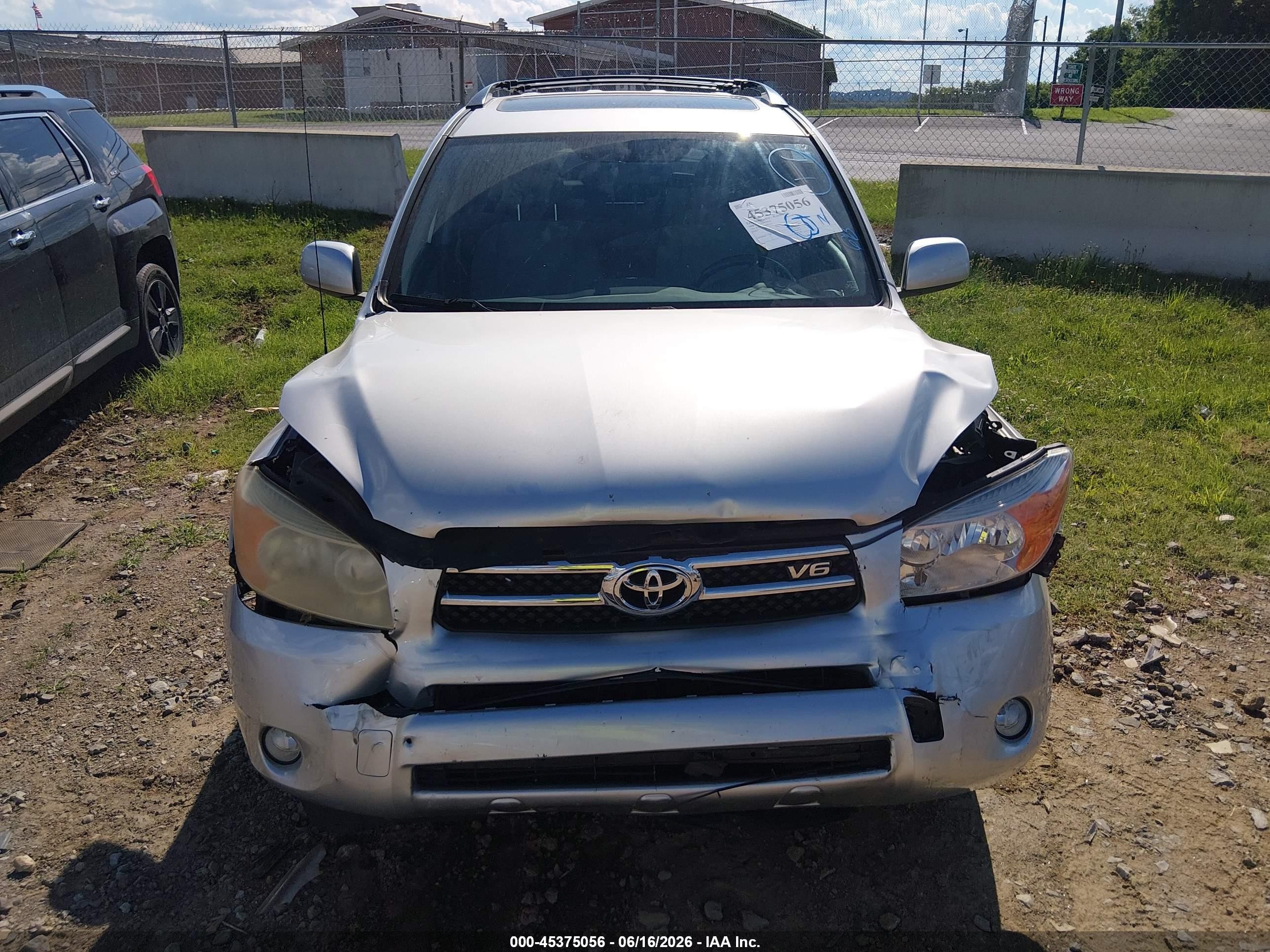 2008 Toyota Rav4 Limited V6 Серебряный vin: JTMZK31V286011152