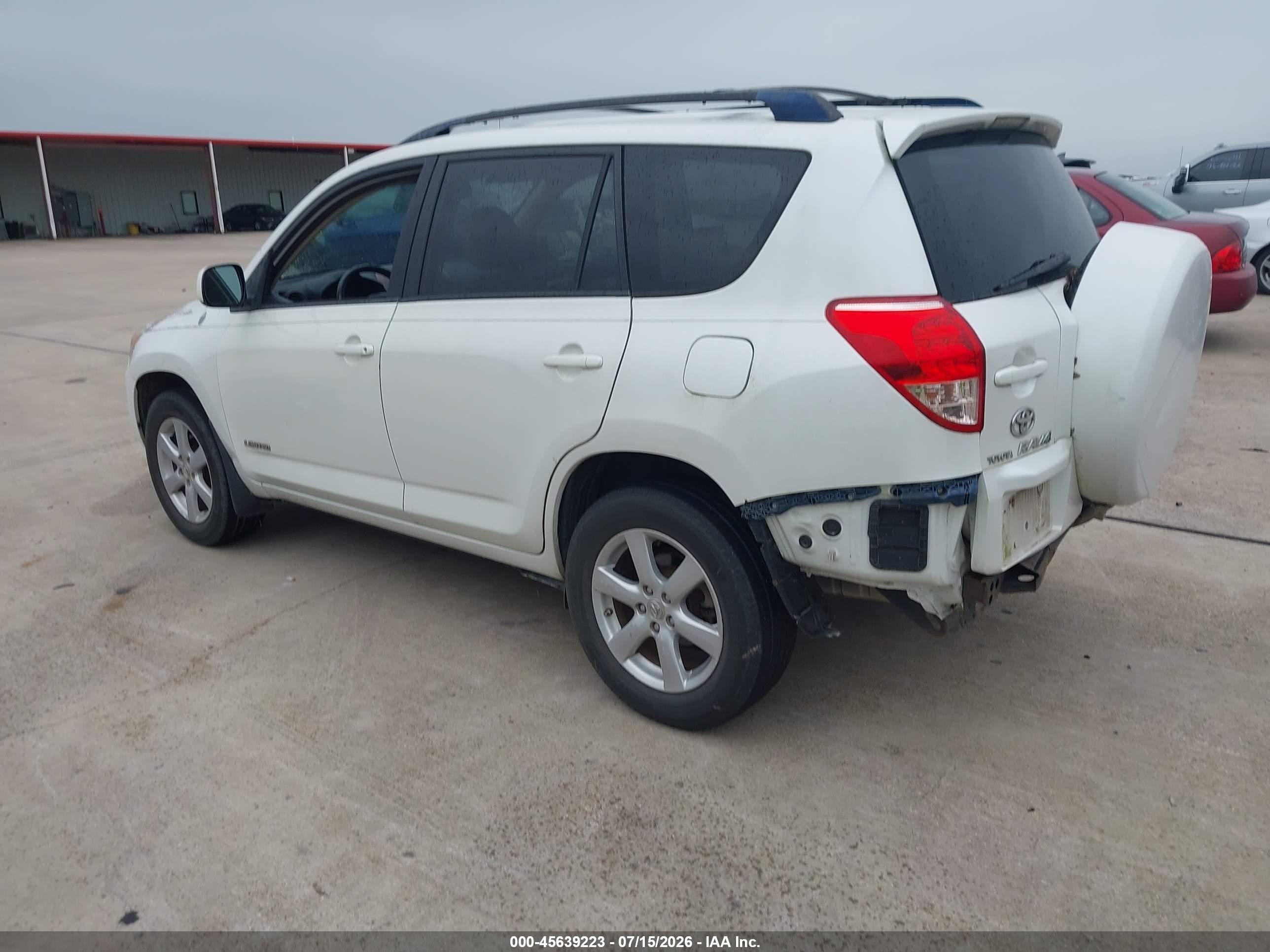 2007 Toyota Rav4 Limited White vin: JTMZK31V375014372