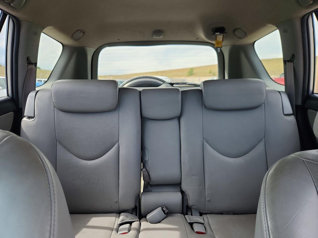 2007 Toyota Rav4 Limited Silver vin: JTMZK31V376006055
