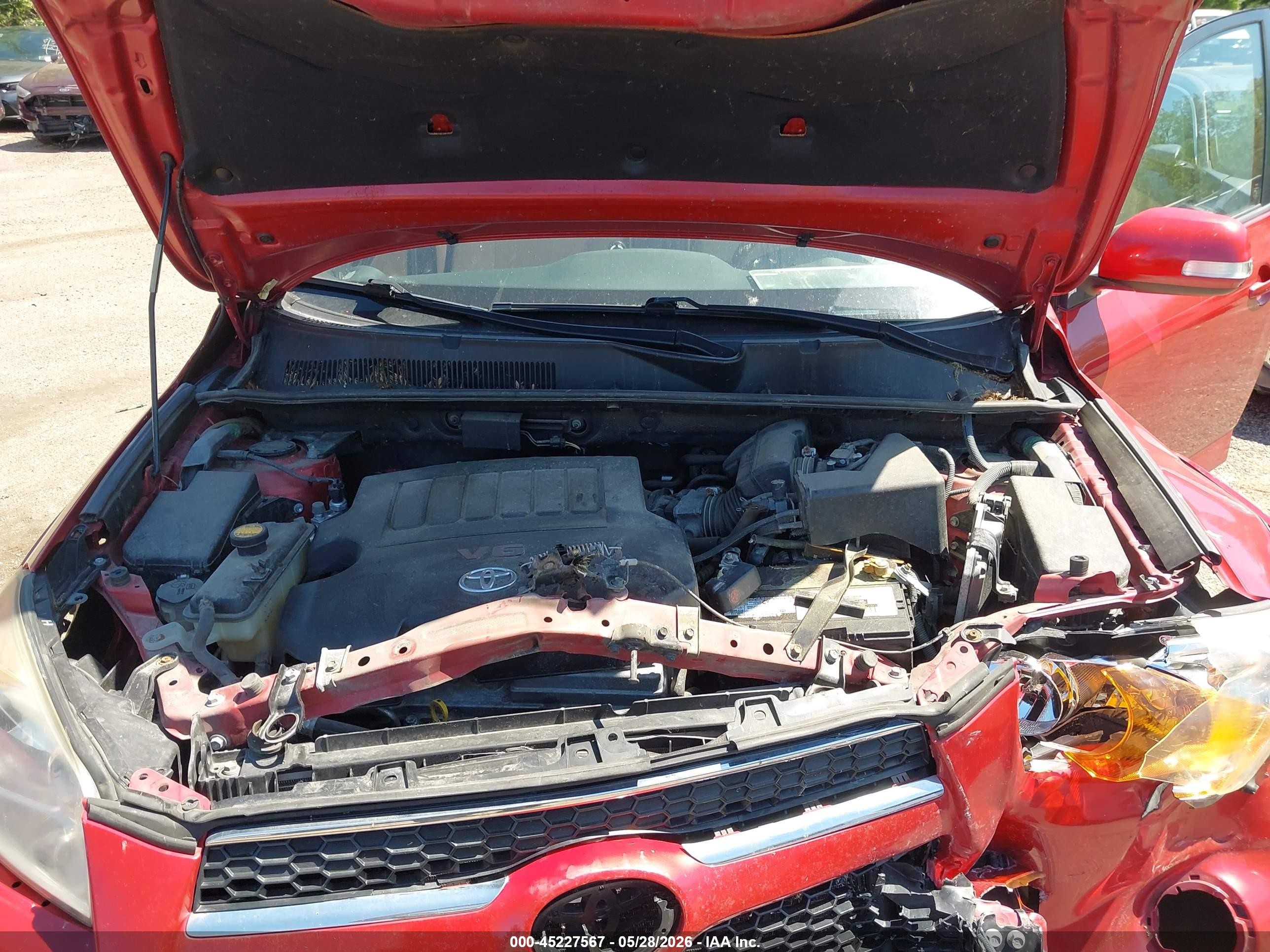 2009 Toyota Rav4 Limited V6 Red vin: JTMZK31V39D000318