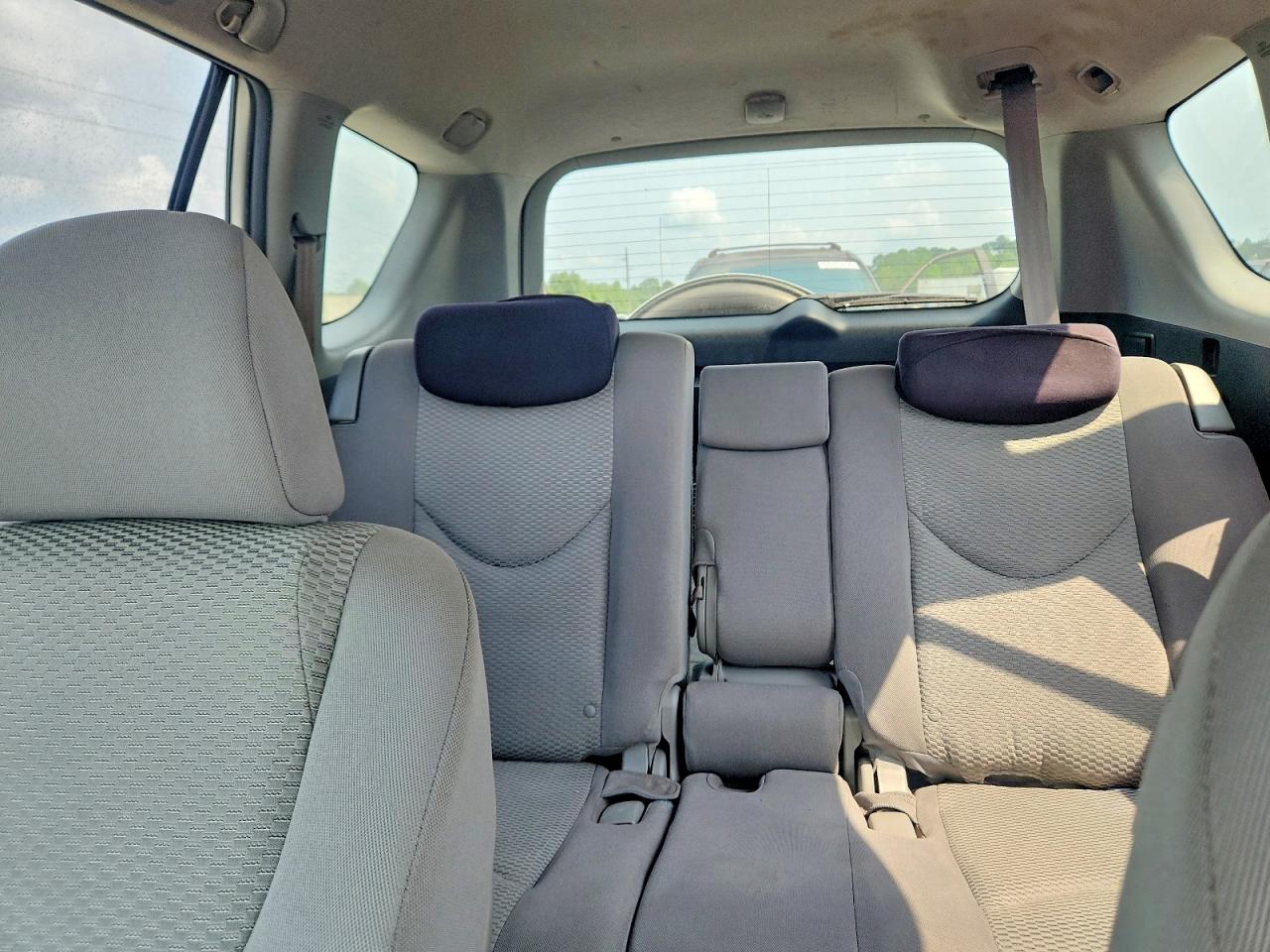 2007 Toyota Rav4 Limited White vin: JTMZK31V475006541