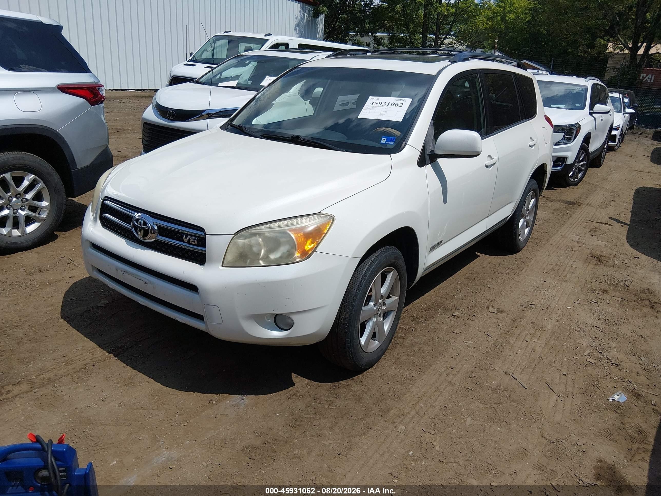 2008 Toyota Rav4 Limited V6 White vin: JTMZK31V485020683