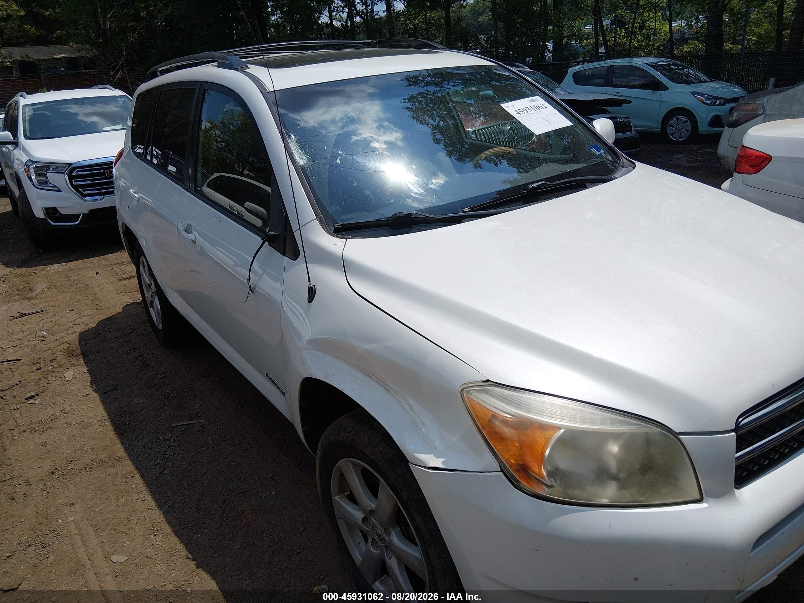 2008 Toyota Rav4 Limited V6 White vin: JTMZK31V485020683