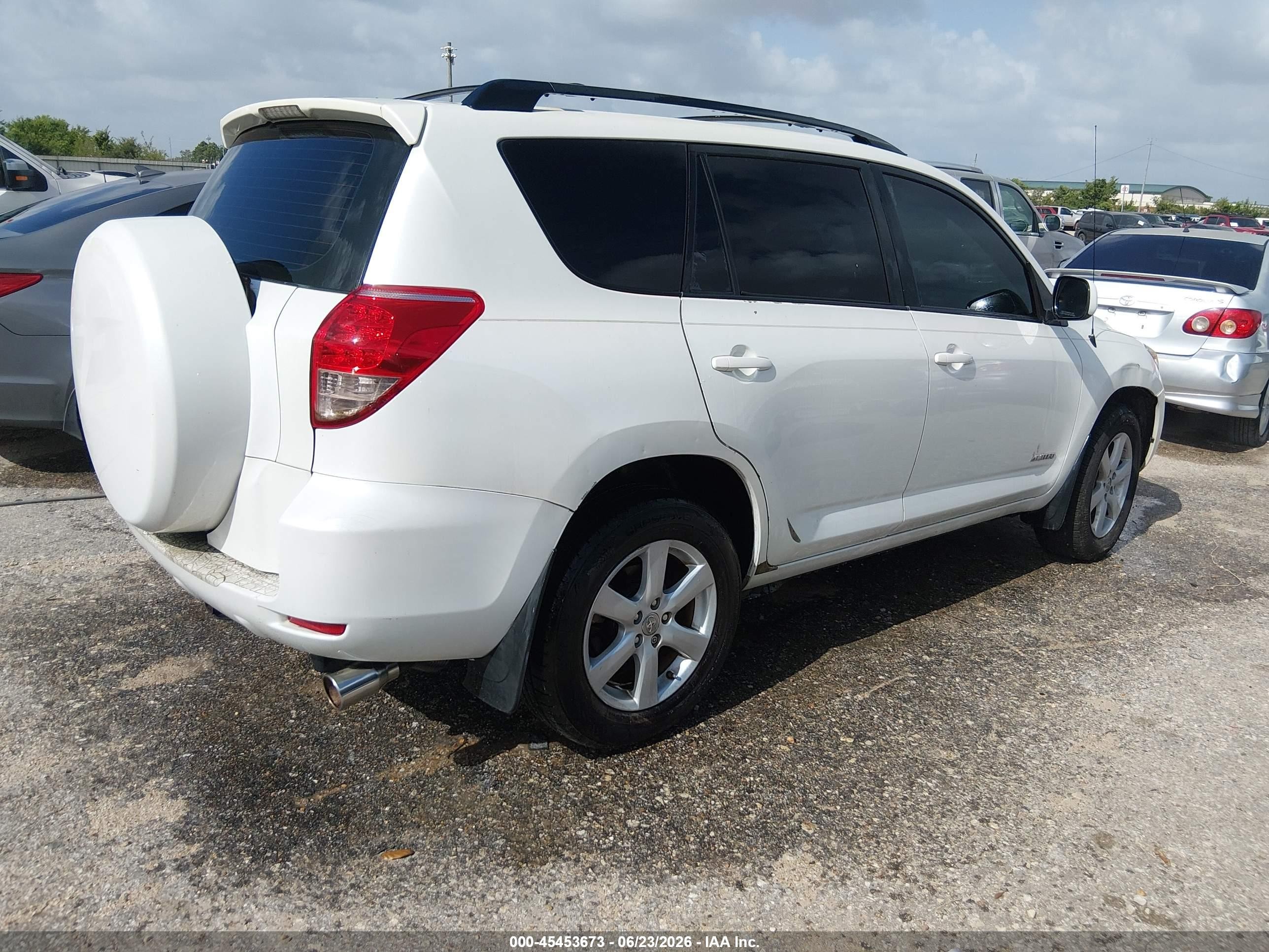 2006 Toyota Rav4 Limited V6 White vin: JTMZK31V565001315