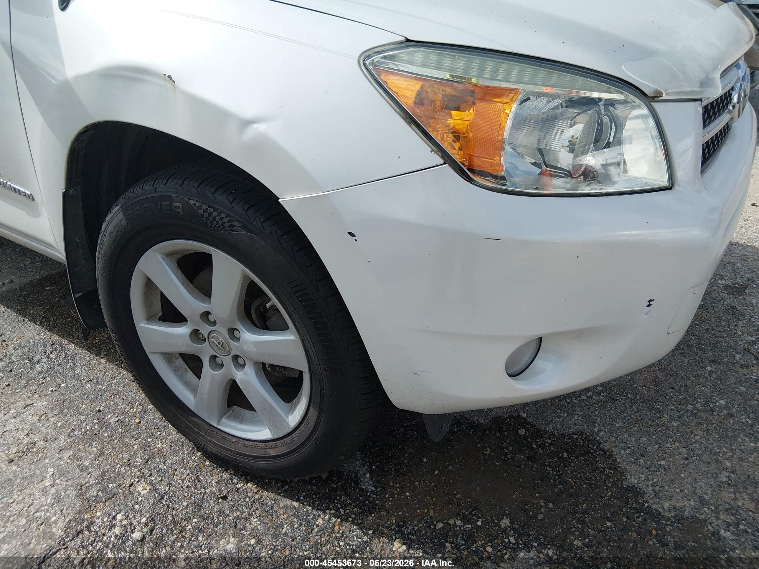 2006 Toyota Rav4 Limited V6 White vin: JTMZK31V565001315