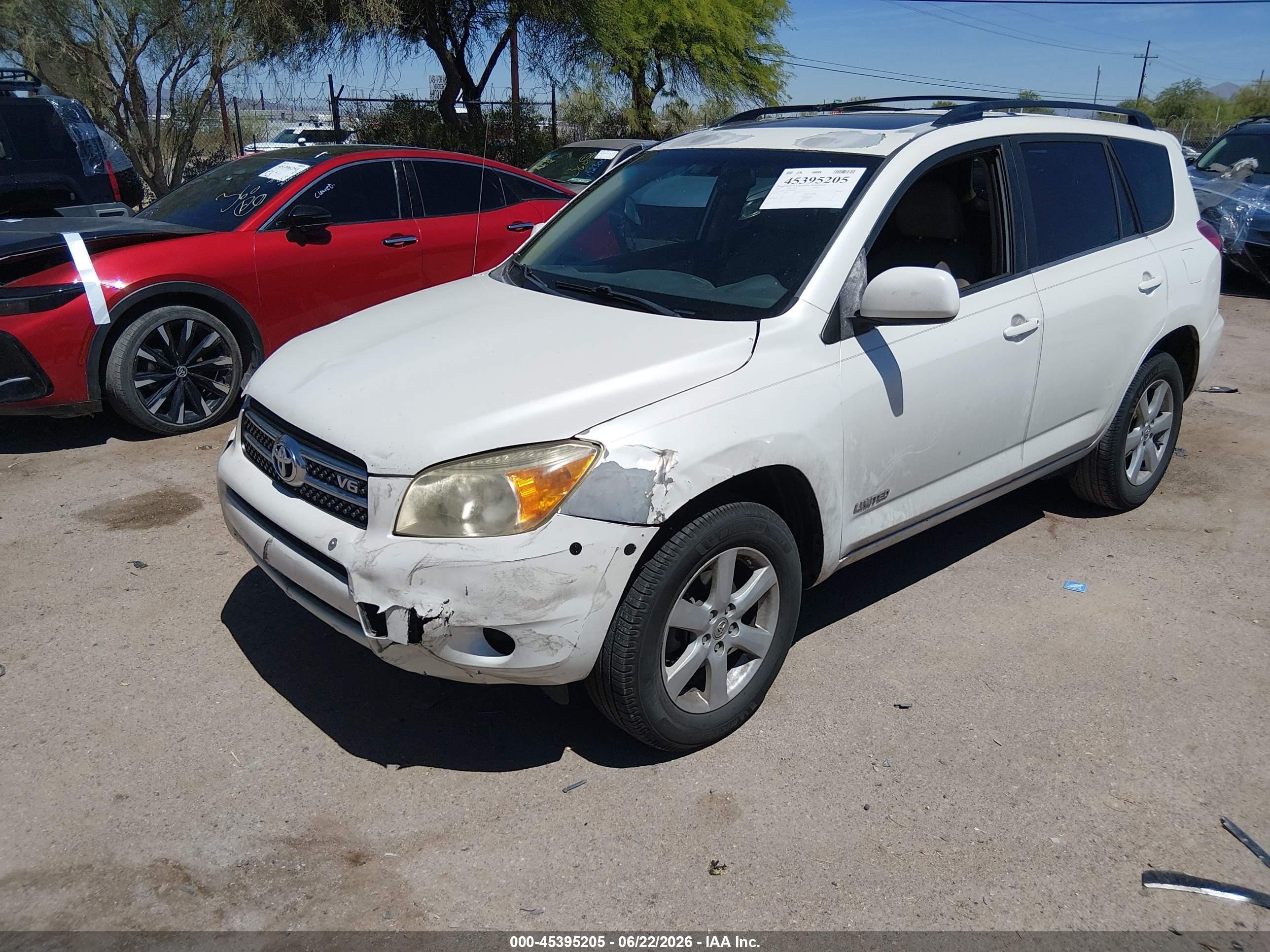 2007 Toyota Rav4 Limited White vin: JTMZK31V575009450