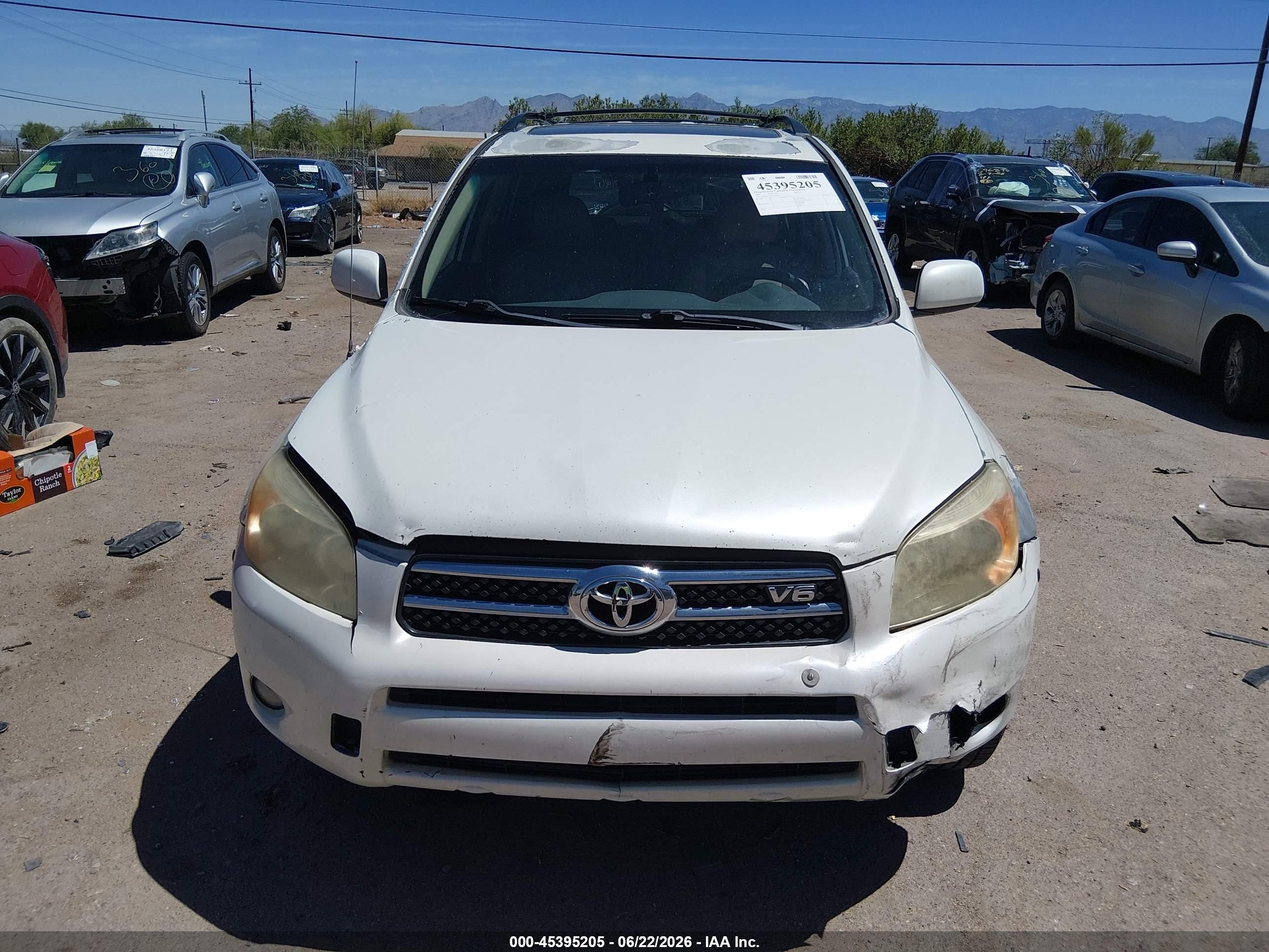 2007 Toyota Rav4 Limited White vin: JTMZK31V575009450