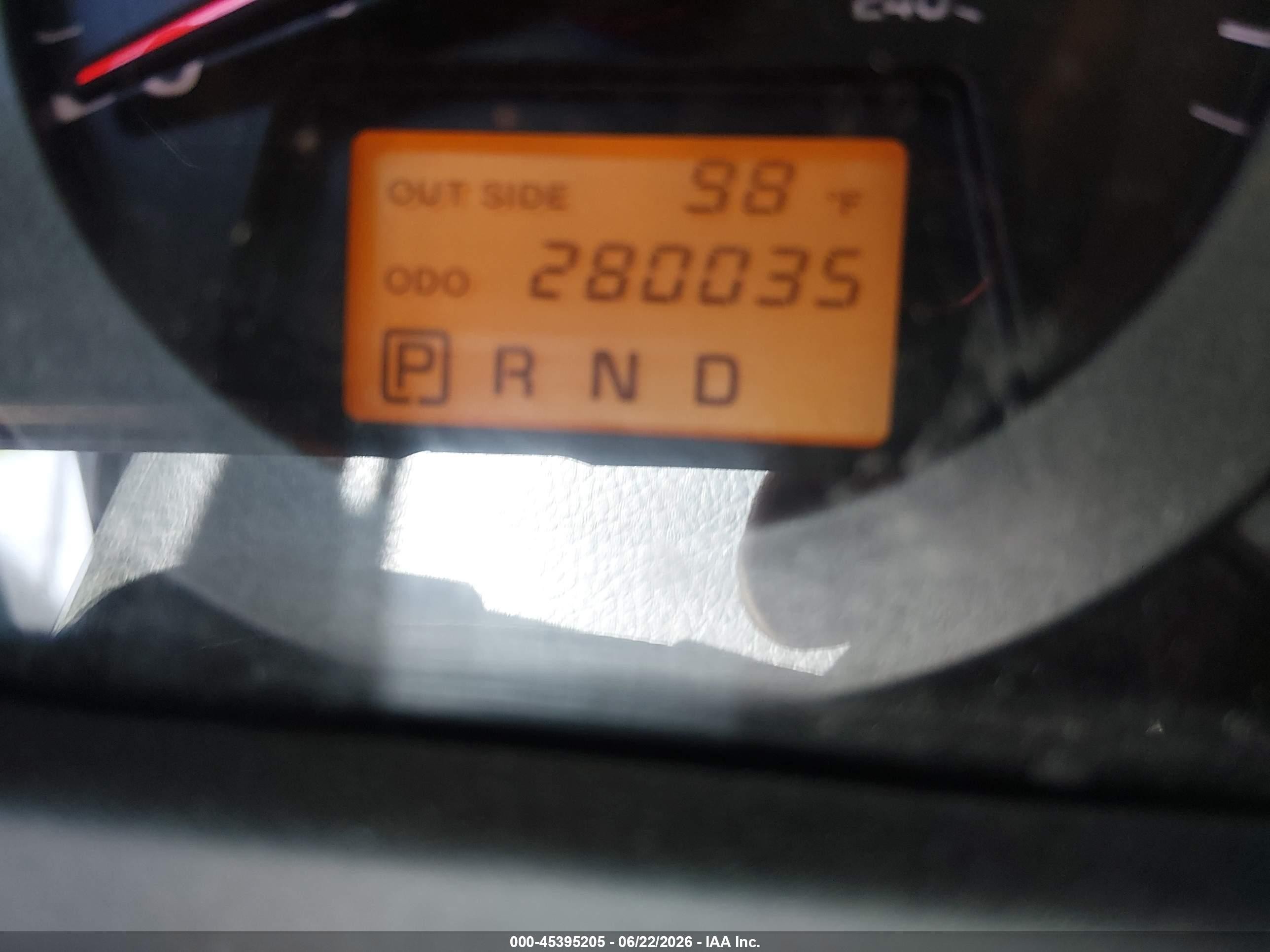 2007 Toyota Rav4 Limited White vin: JTMZK31V575009450