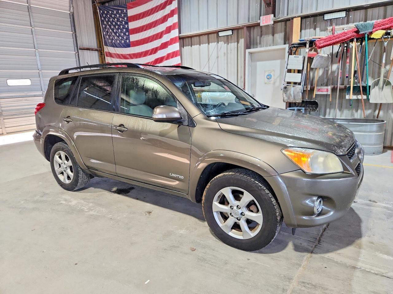 2009 Toyota Rav4 Limited Brown vin: JTMZK31V595024520