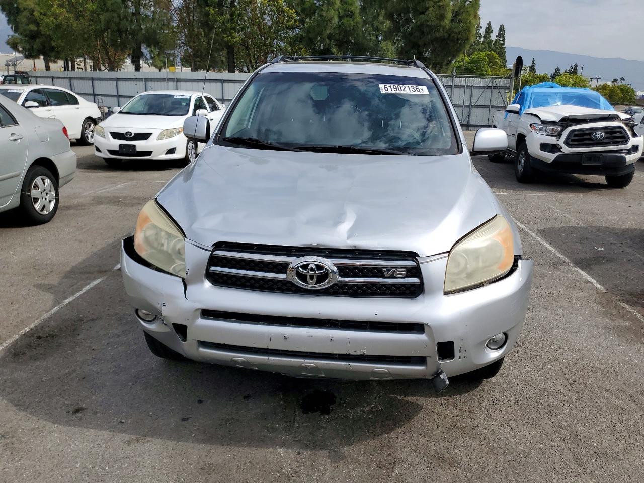 2007 Toyota Rav4 Limited Серебряный vin: JTMZK31V675011594