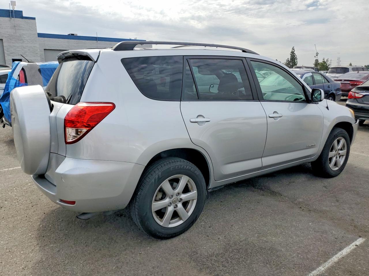 2007 Toyota Rav4 Limited Серебряный vin: JTMZK31V675011594