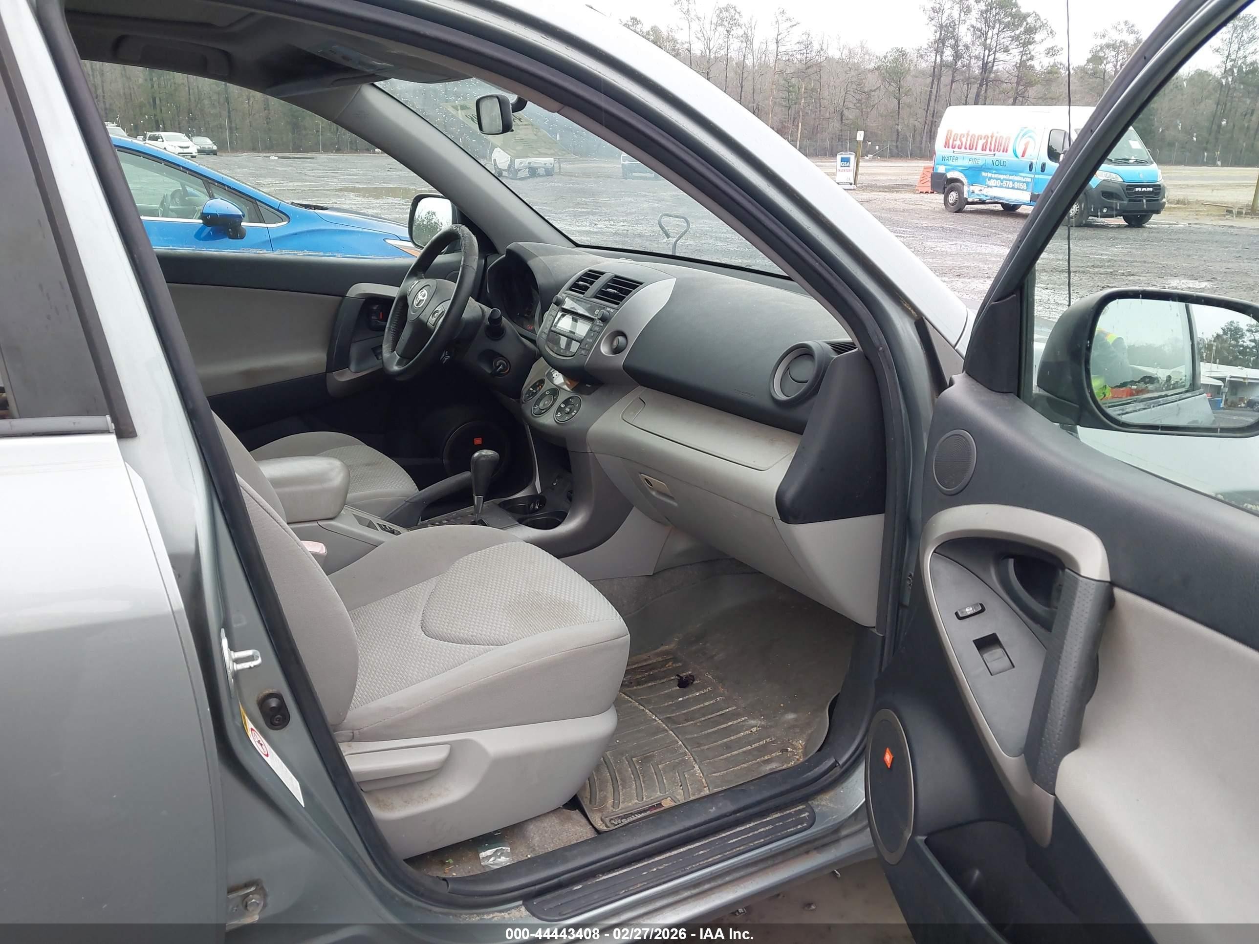 2007 Toyota Rav4 Limited Blue vin: JTMZK31V876007640